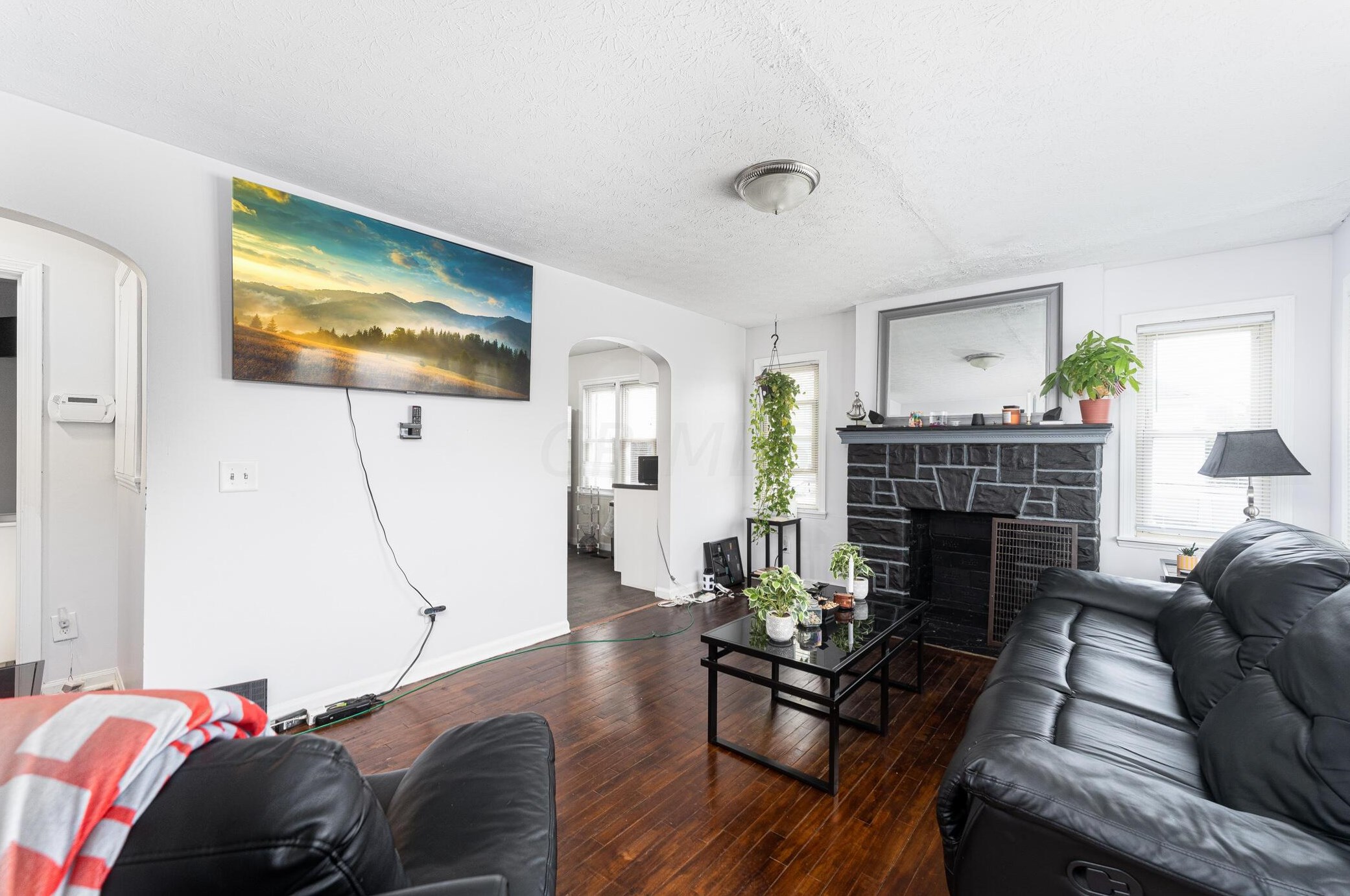 3126 Medina Ave, Columbus OH  43224-4221 exterior