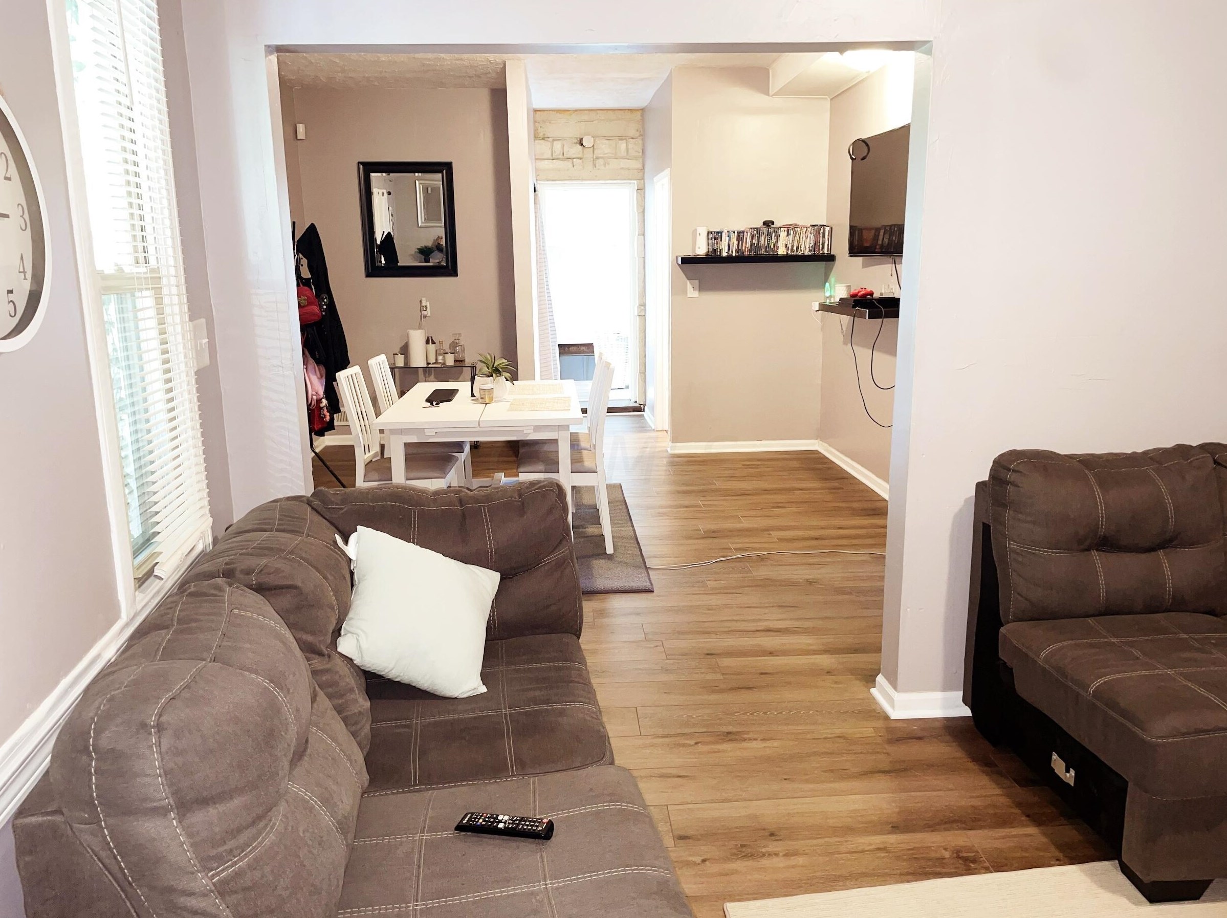 3126 Medina Ave, Columbus OH  43224-4221 exterior