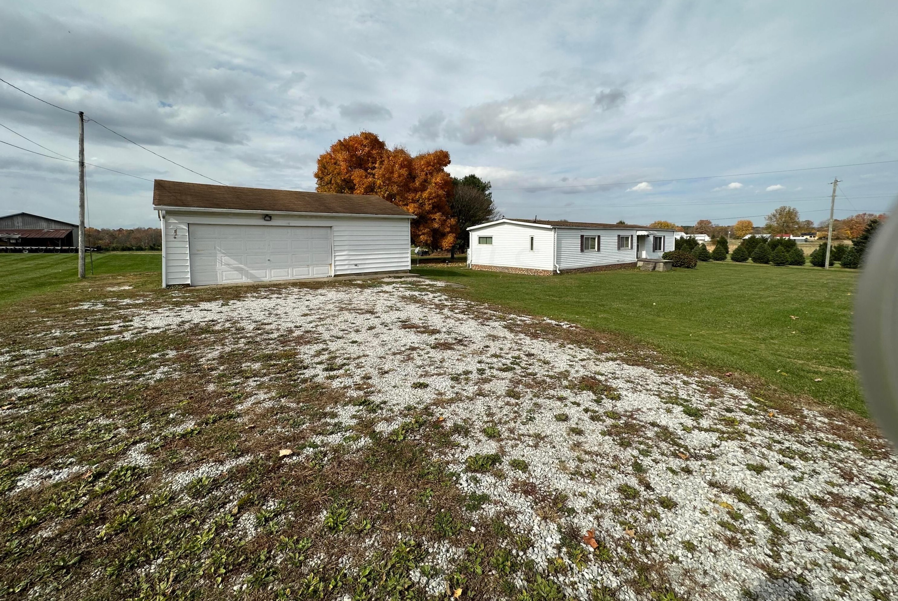 2569 Loudon St, Granville, OH 43023-9758
