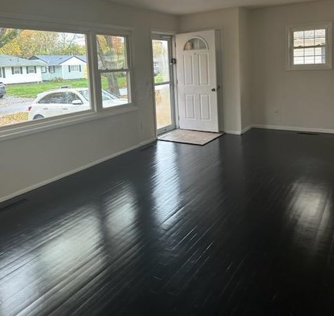 1250 Simpson Dr, Columbus, OH 43227