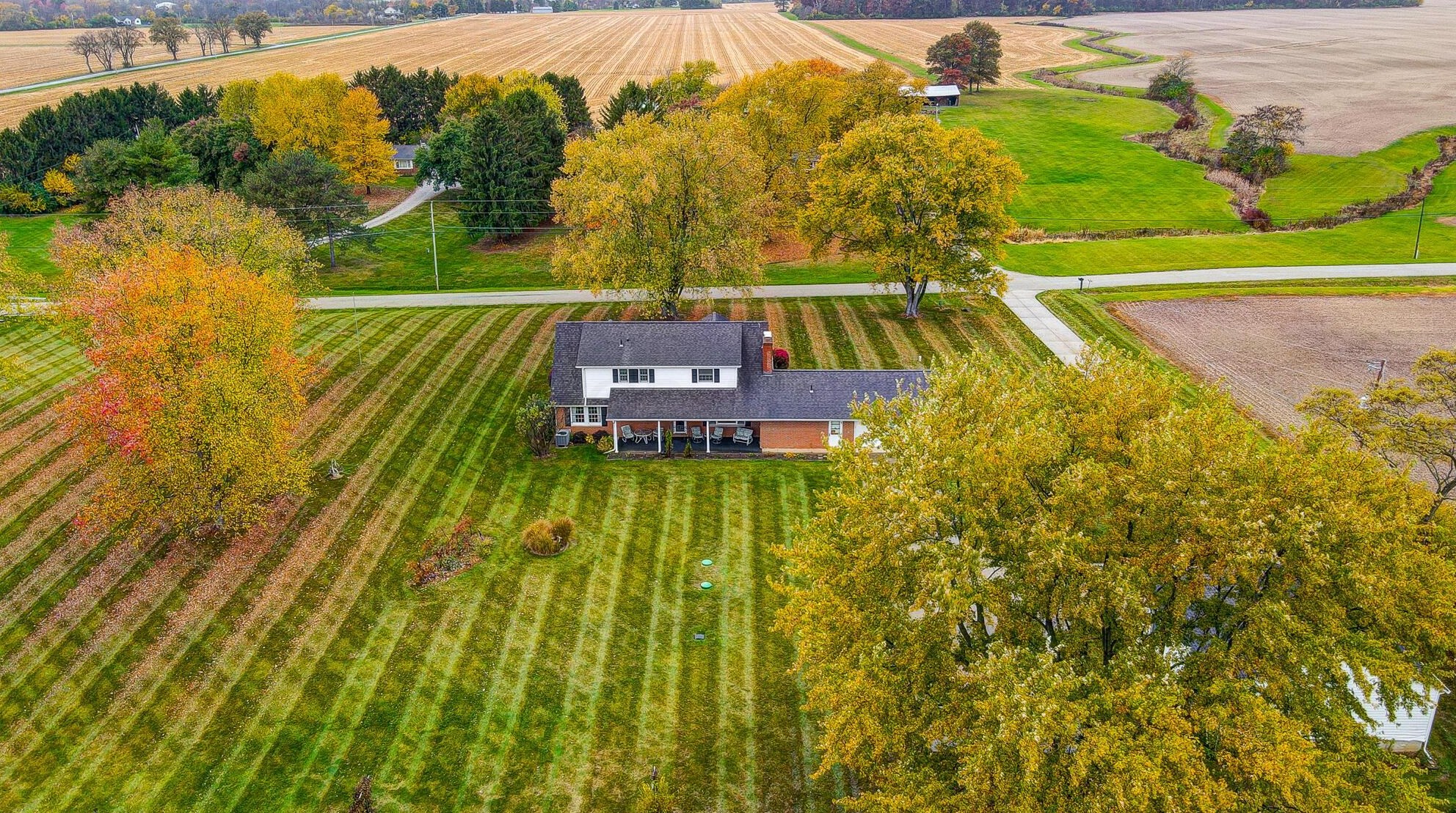 12950 Walker Rd, Ashville, OH 43103-9362