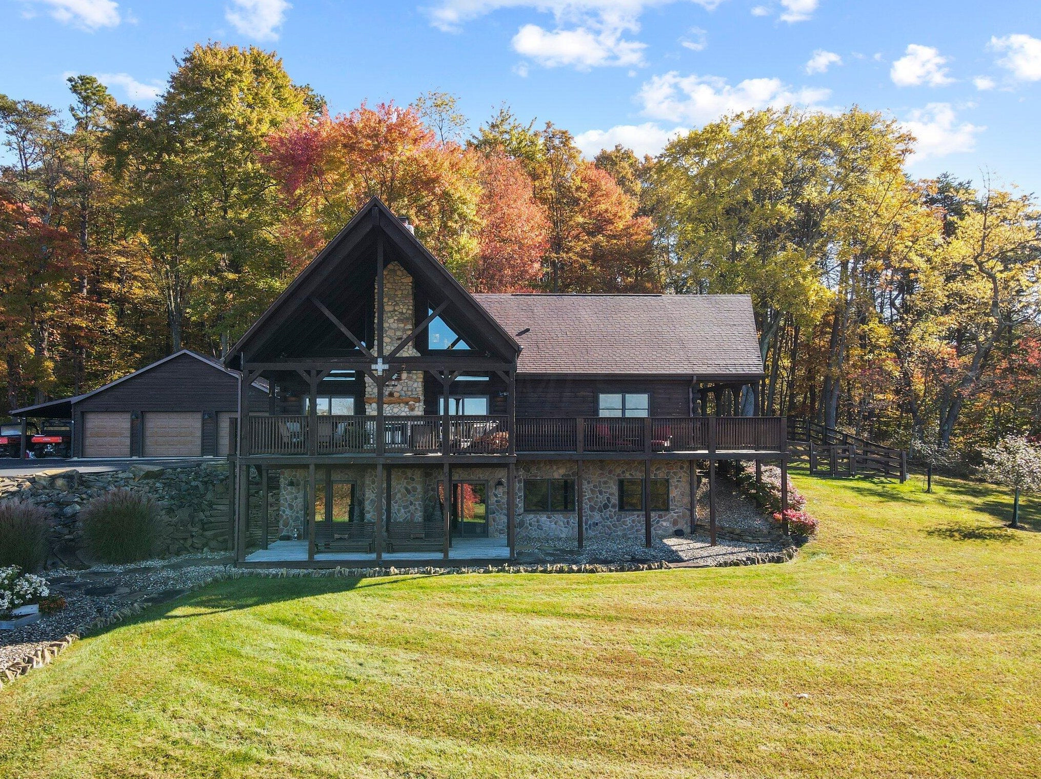 20358 Buena Vista Rd, Rockbridge, OH 43149-9726
