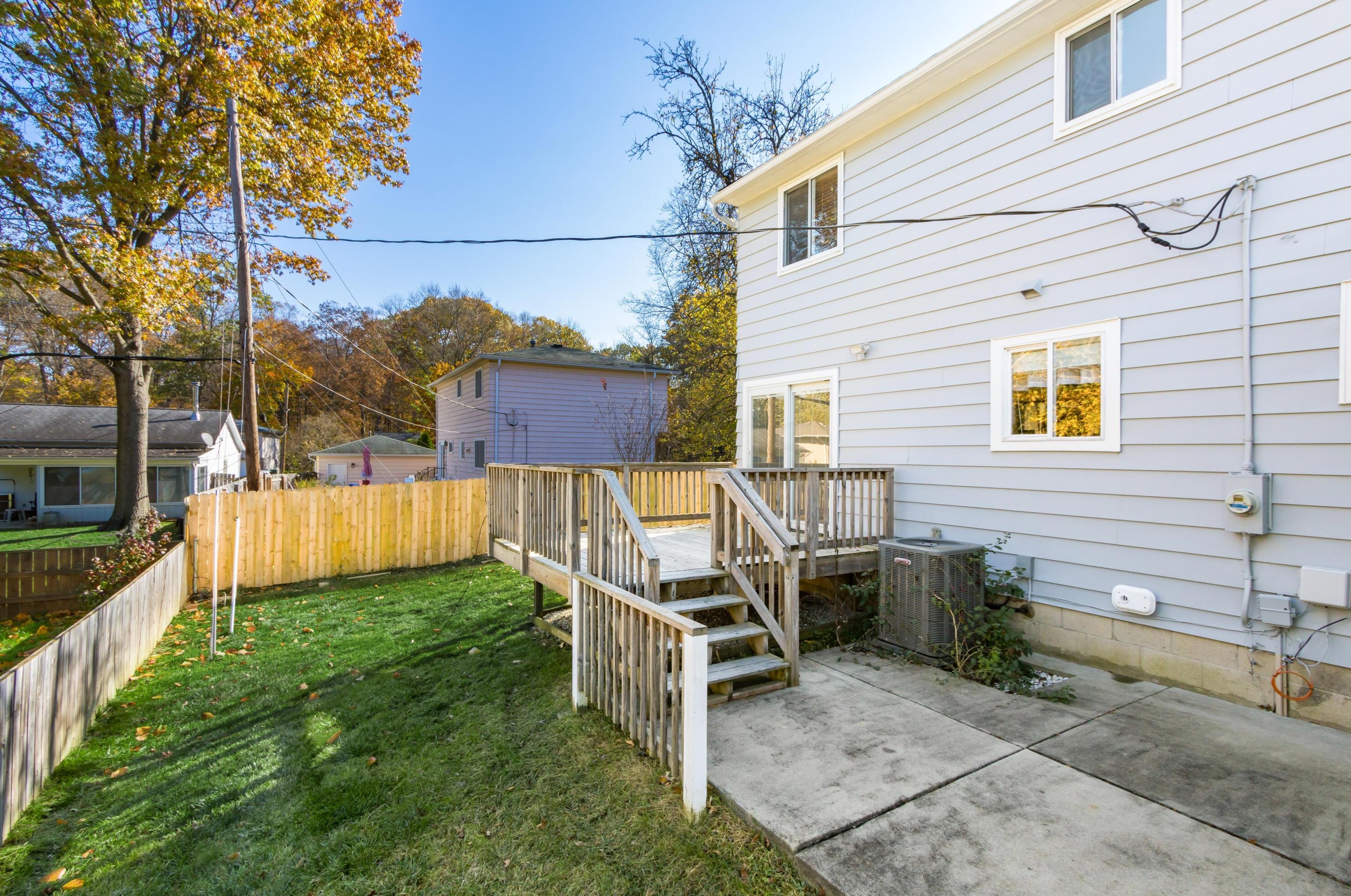 420 Charleston Ave, Columbus OH  43214-1302 exterior