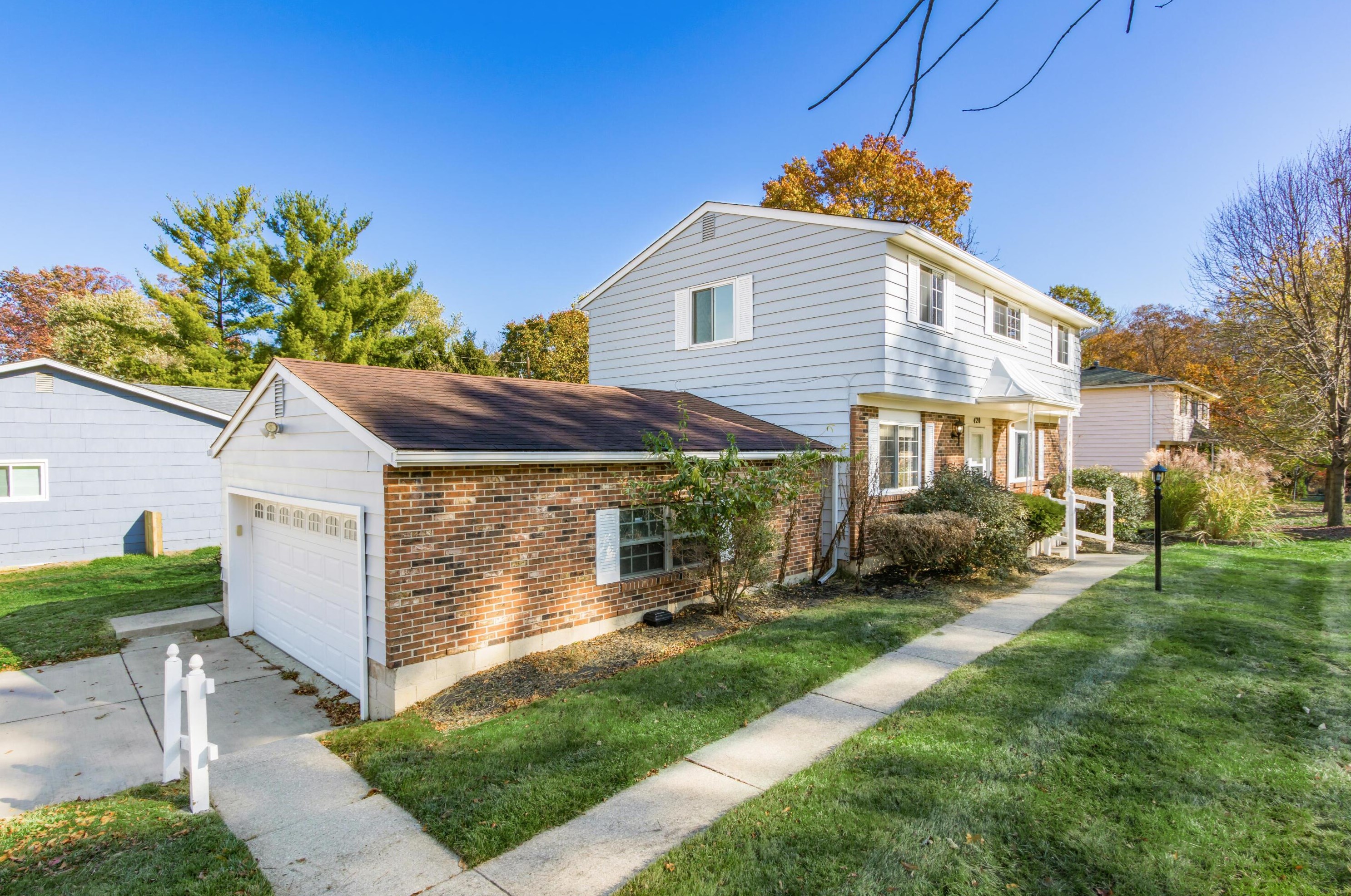 420 Charleston Ave, Columbus OH  43214-1302 exterior