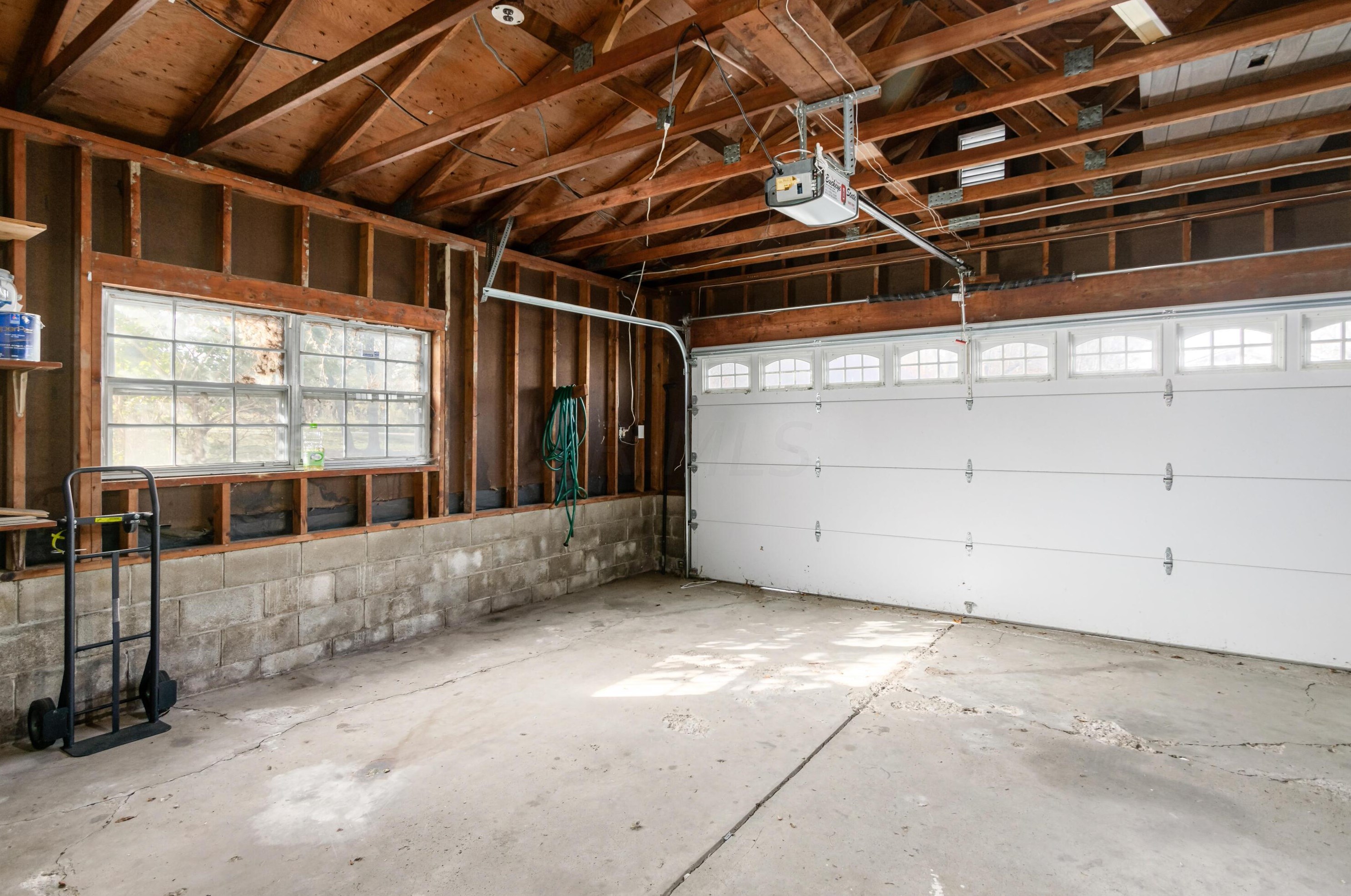 420 Charleston Ave, Columbus OH  43214-1302 exterior