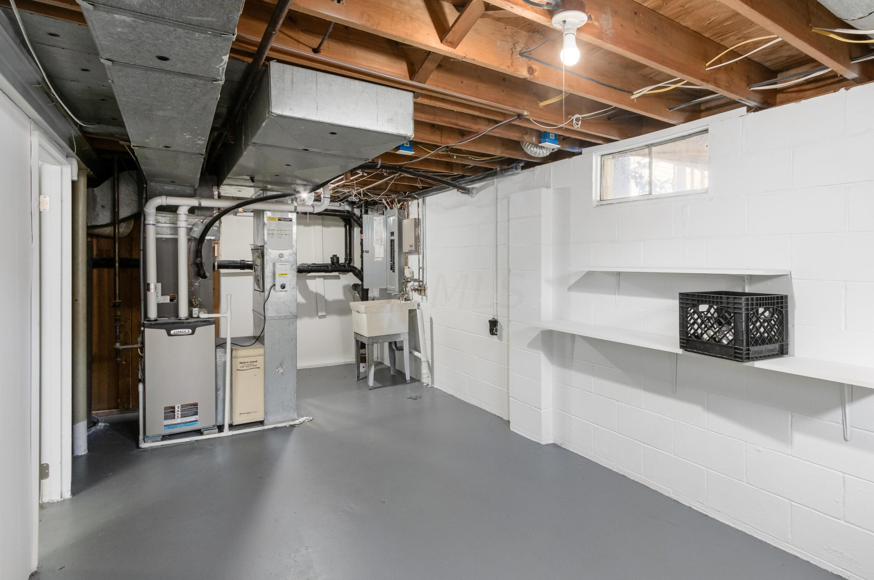 420 Charleston Ave, Columbus OH  43214-1302 exterior