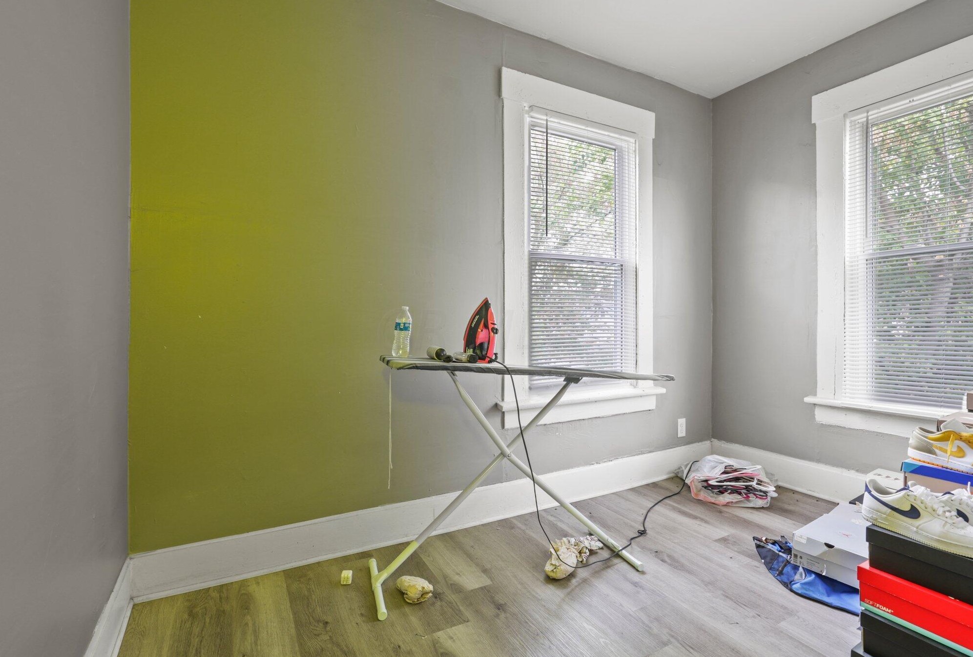 322 Stanaford Pl, Columbus OH  43207-1958 exterior