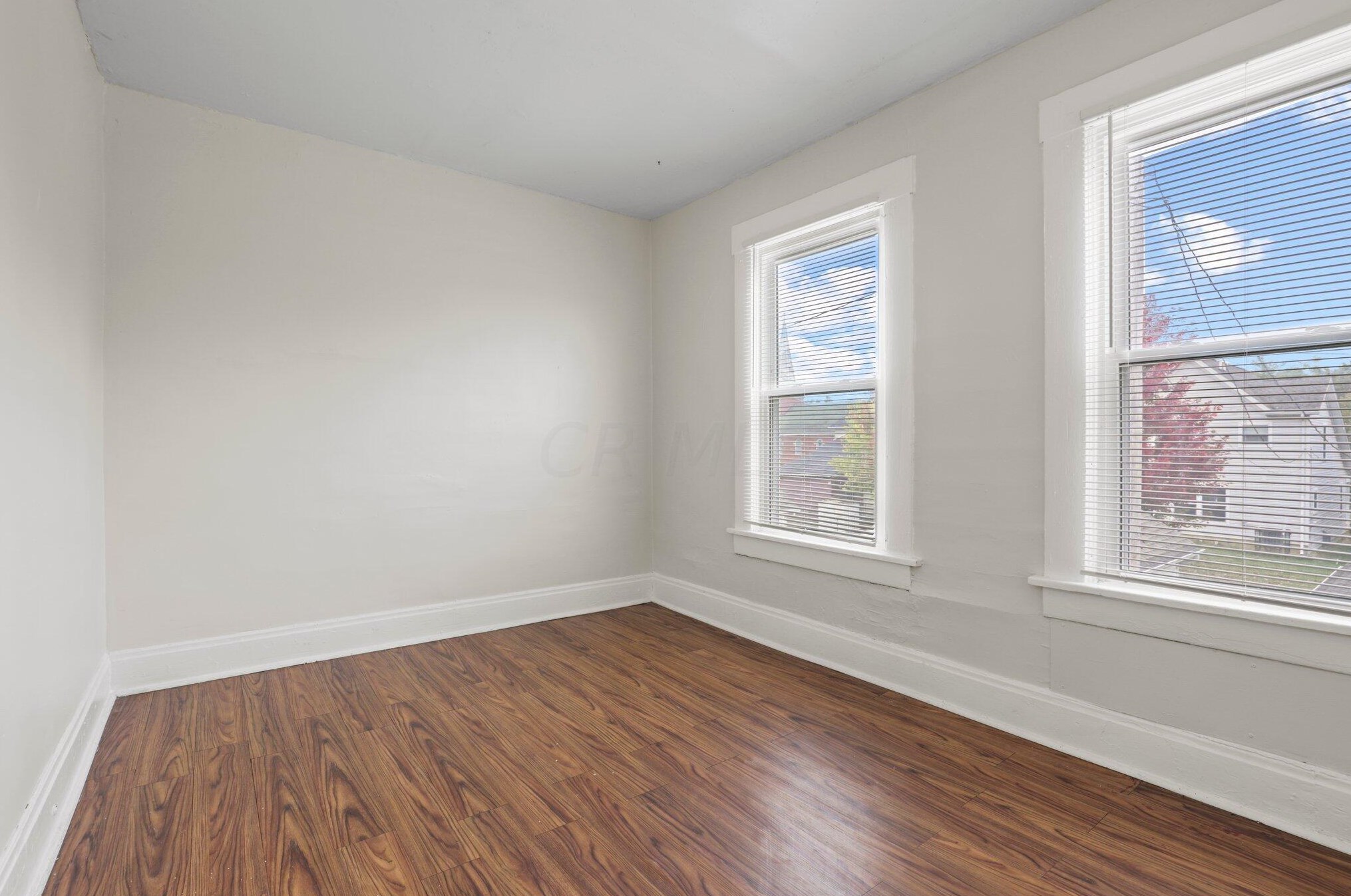 322 Stanaford Pl, Columbus OH  43207-1958 exterior