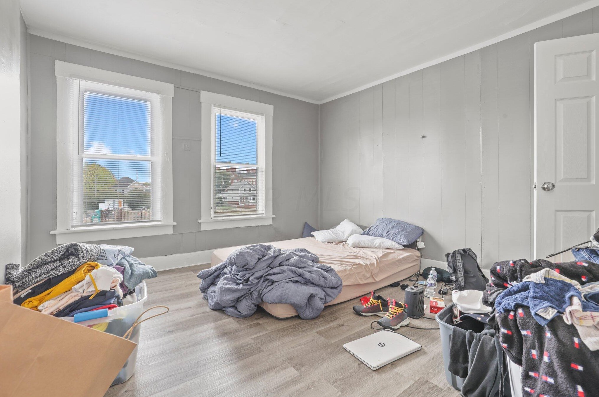 322 Stanaford Pl, Columbus OH  43207-1958 exterior