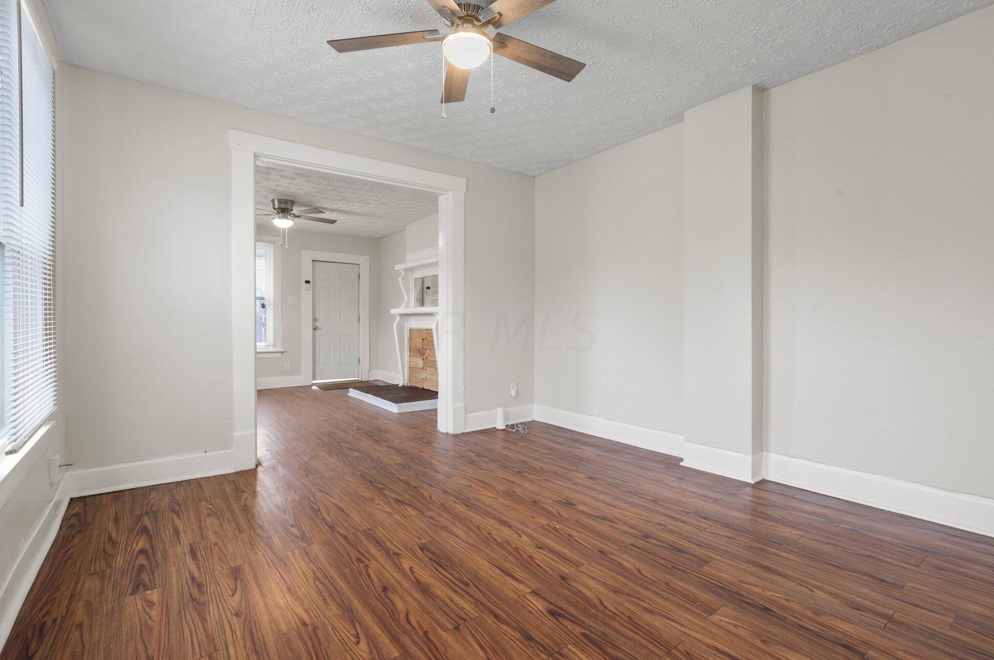 322 Stanaford Pl, Columbus OH  43207-1958 exterior