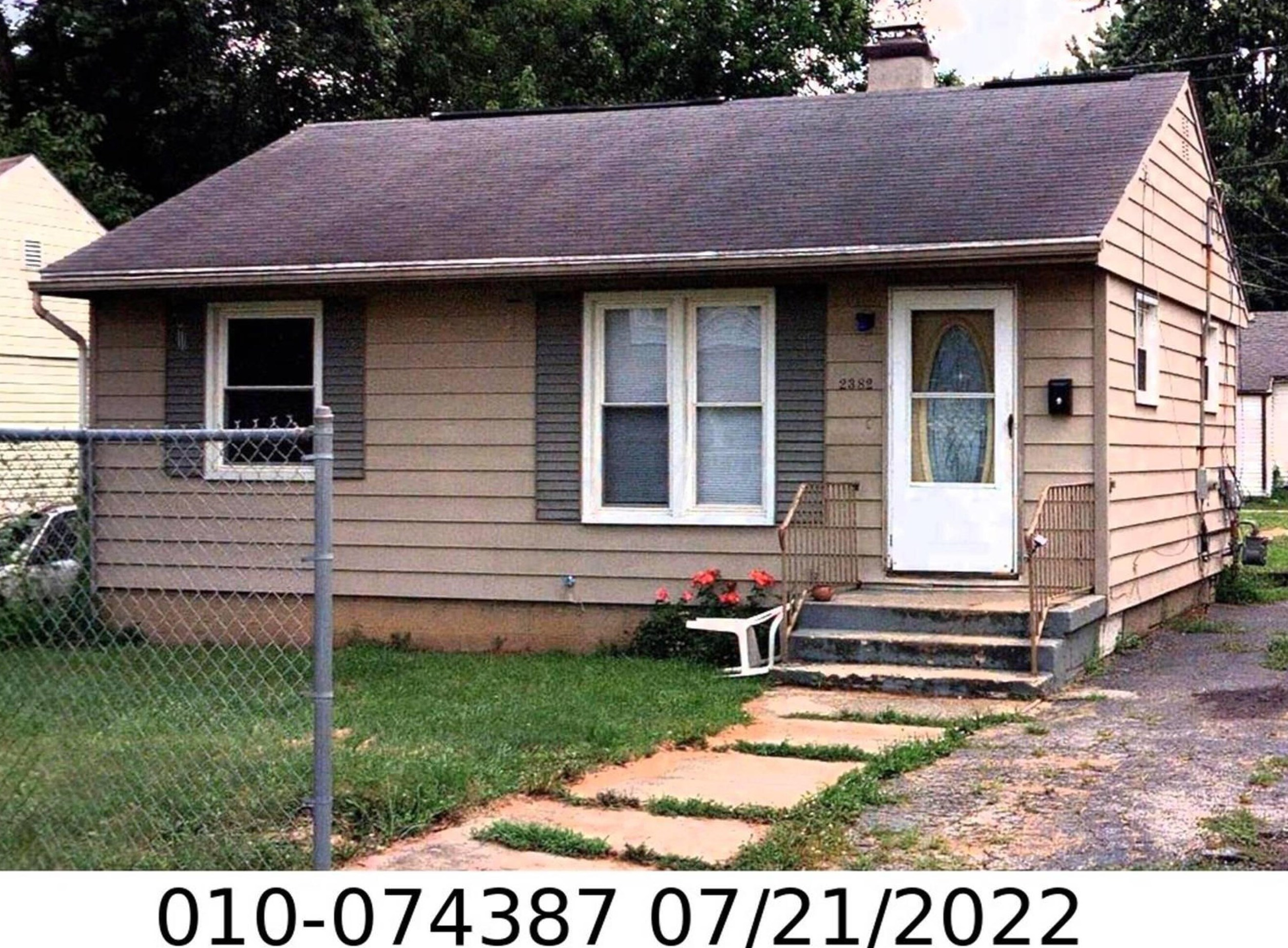 4531 Hartwell Rd, Columbus, OH 43224-1152