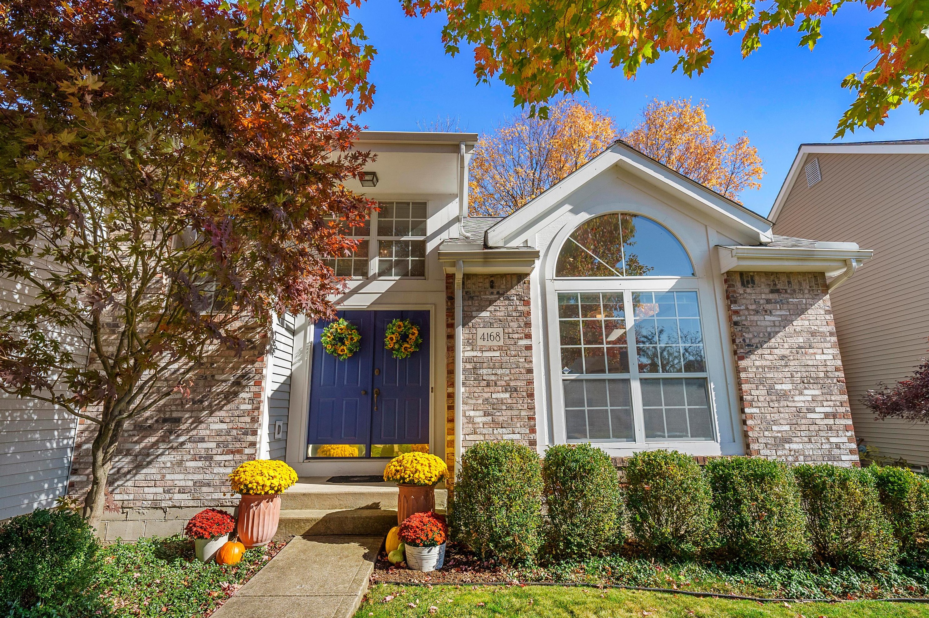 4168 Eagle Head Dr, Columbus, OH 43230-6301