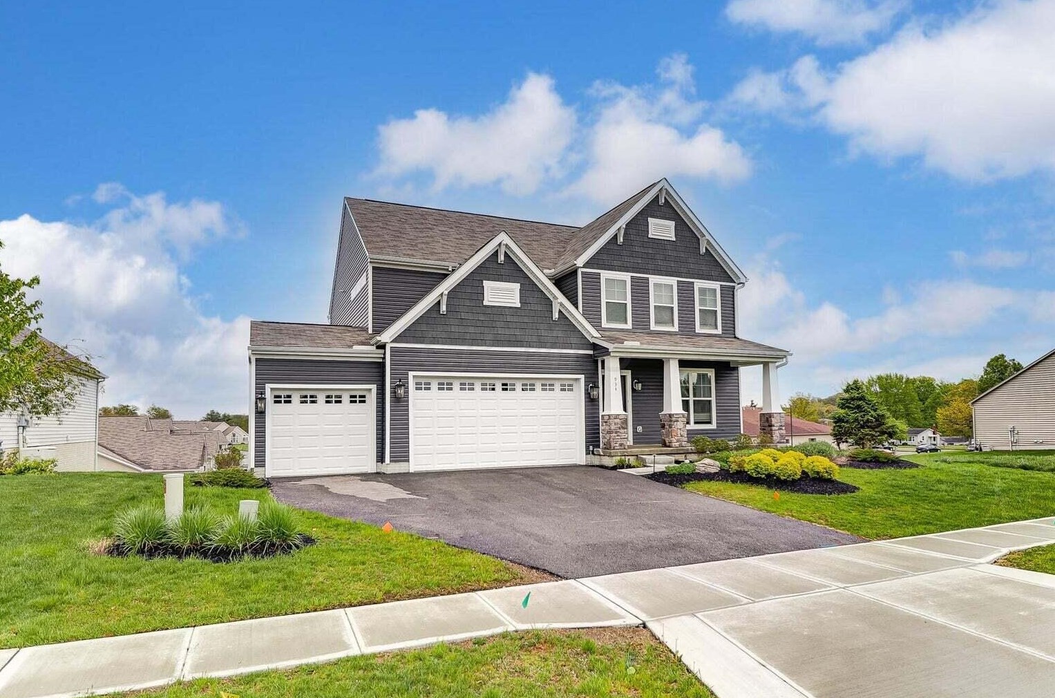 934 Thornhill Pl, Lancaster OH  43130-7730 exterior