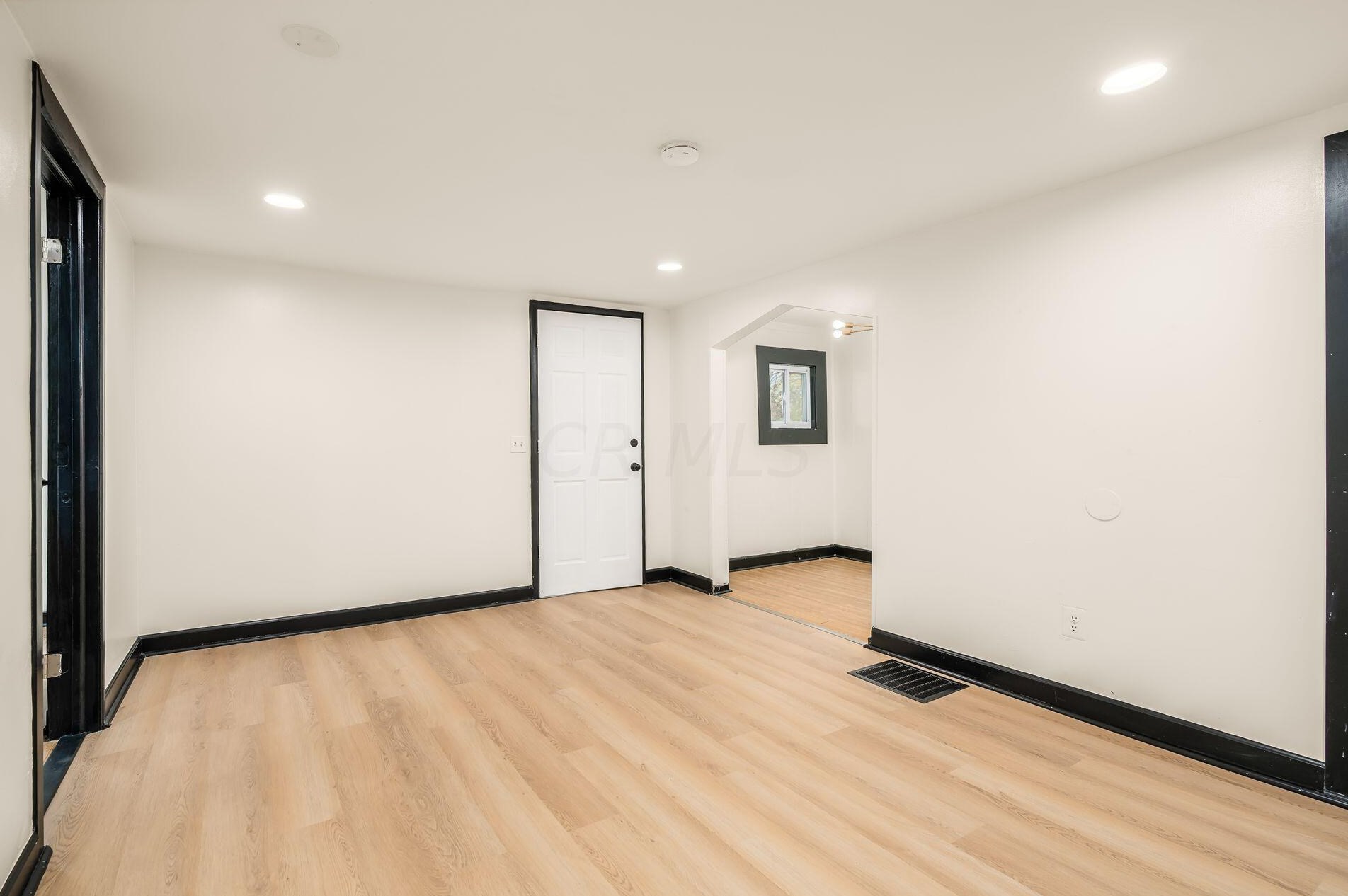 1060 18th Ave, Columbus OH  43211-2446 exterior