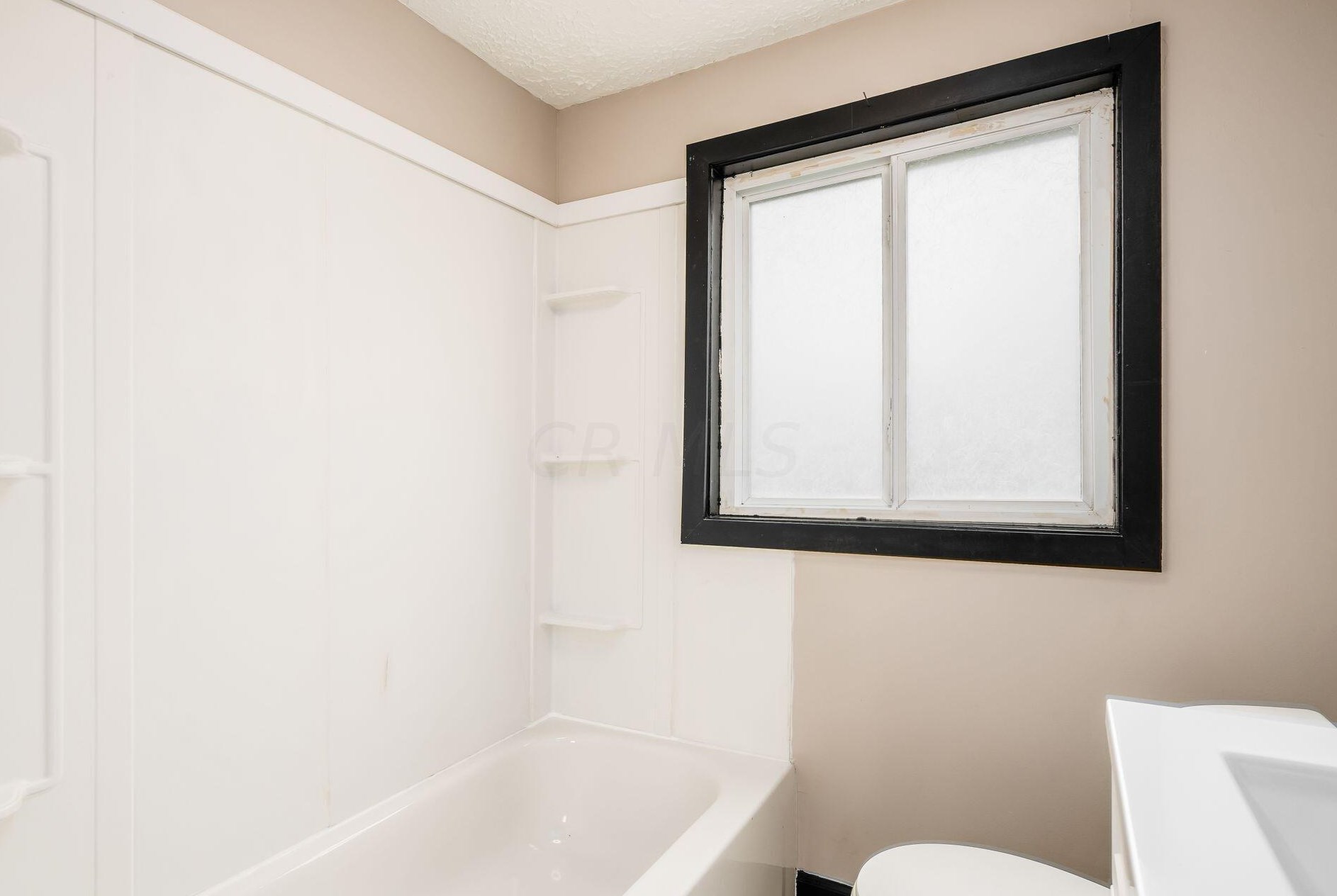 1060 18th Ave, Columbus OH  43211-2446 exterior