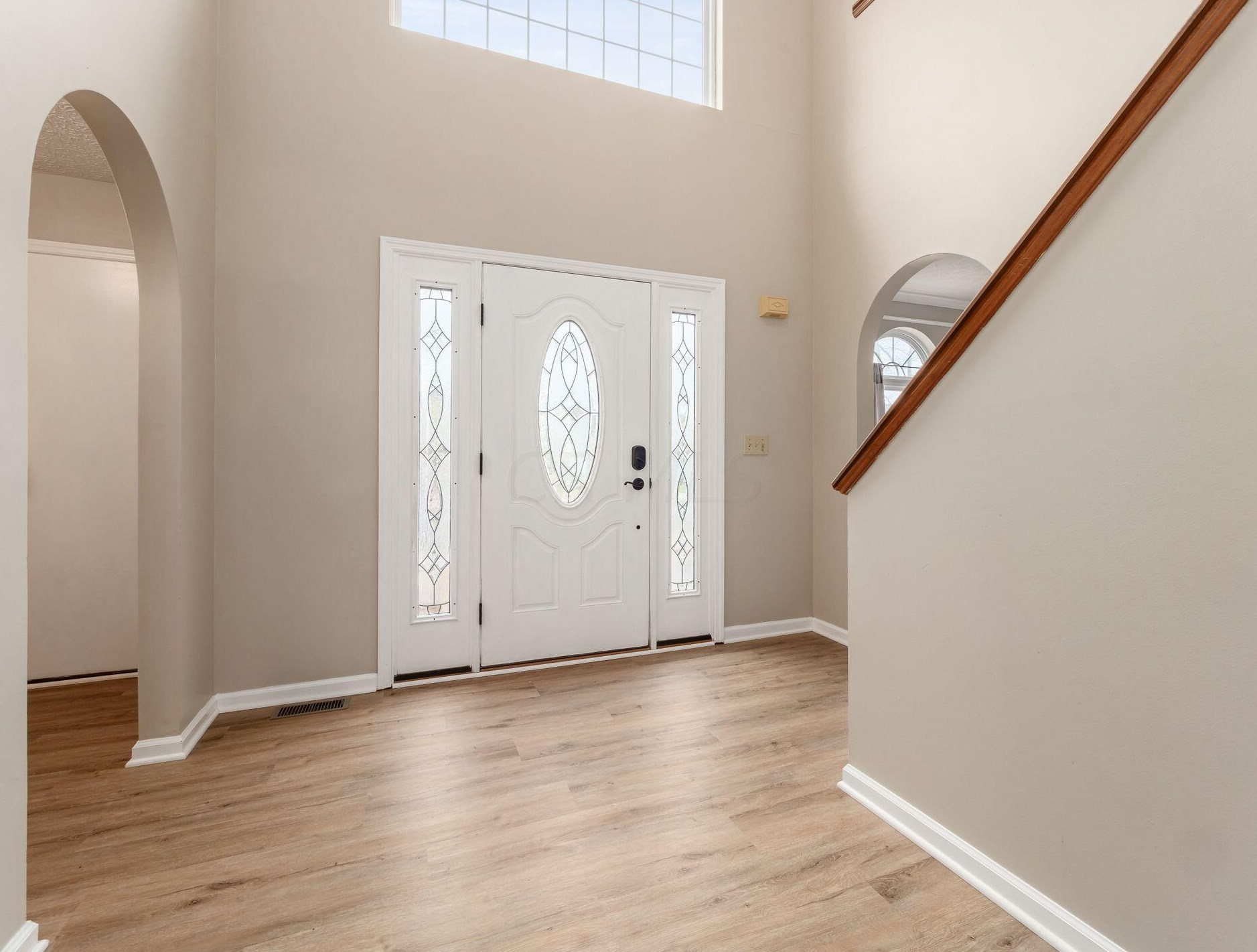 253 N Bend Dr, Pataskala, OH 43062