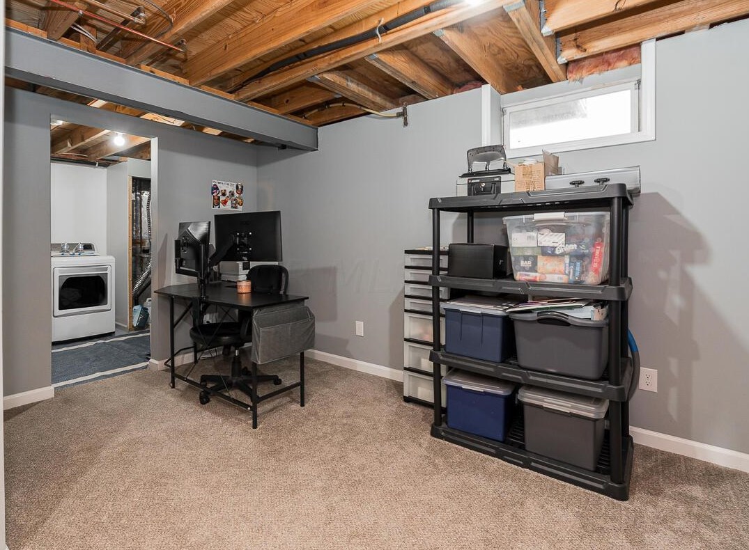 6994 Weurful Dr, Cnl Wnchstr OH  43110-8444 exterior