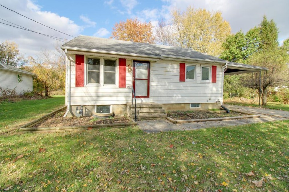210 South St, Caledonia, OH 43314-7737