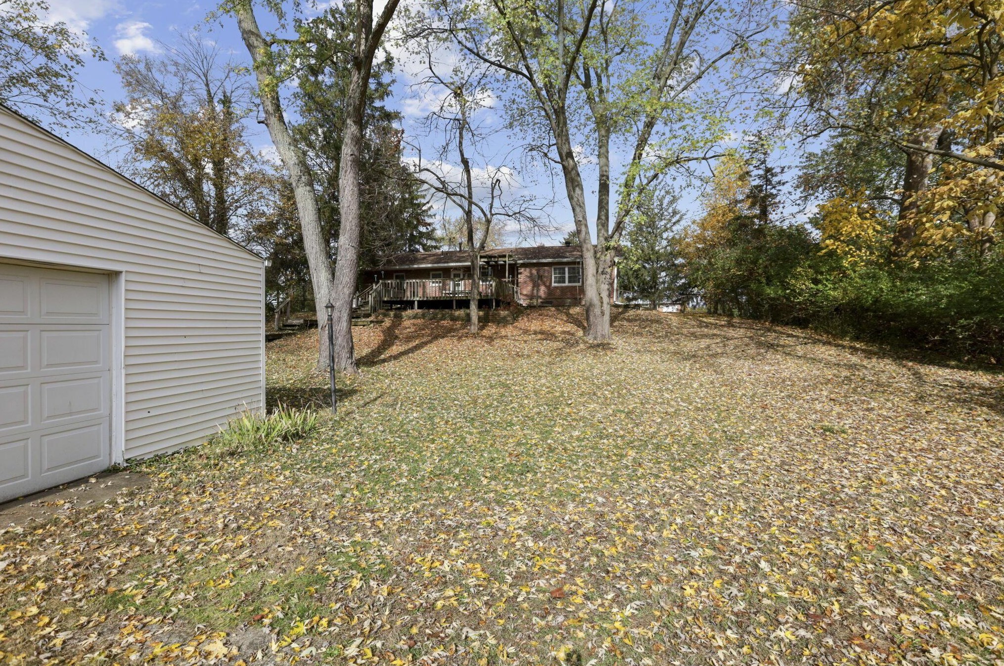 3491 Maple Shade Ct, Columbus, OH 43228-3746