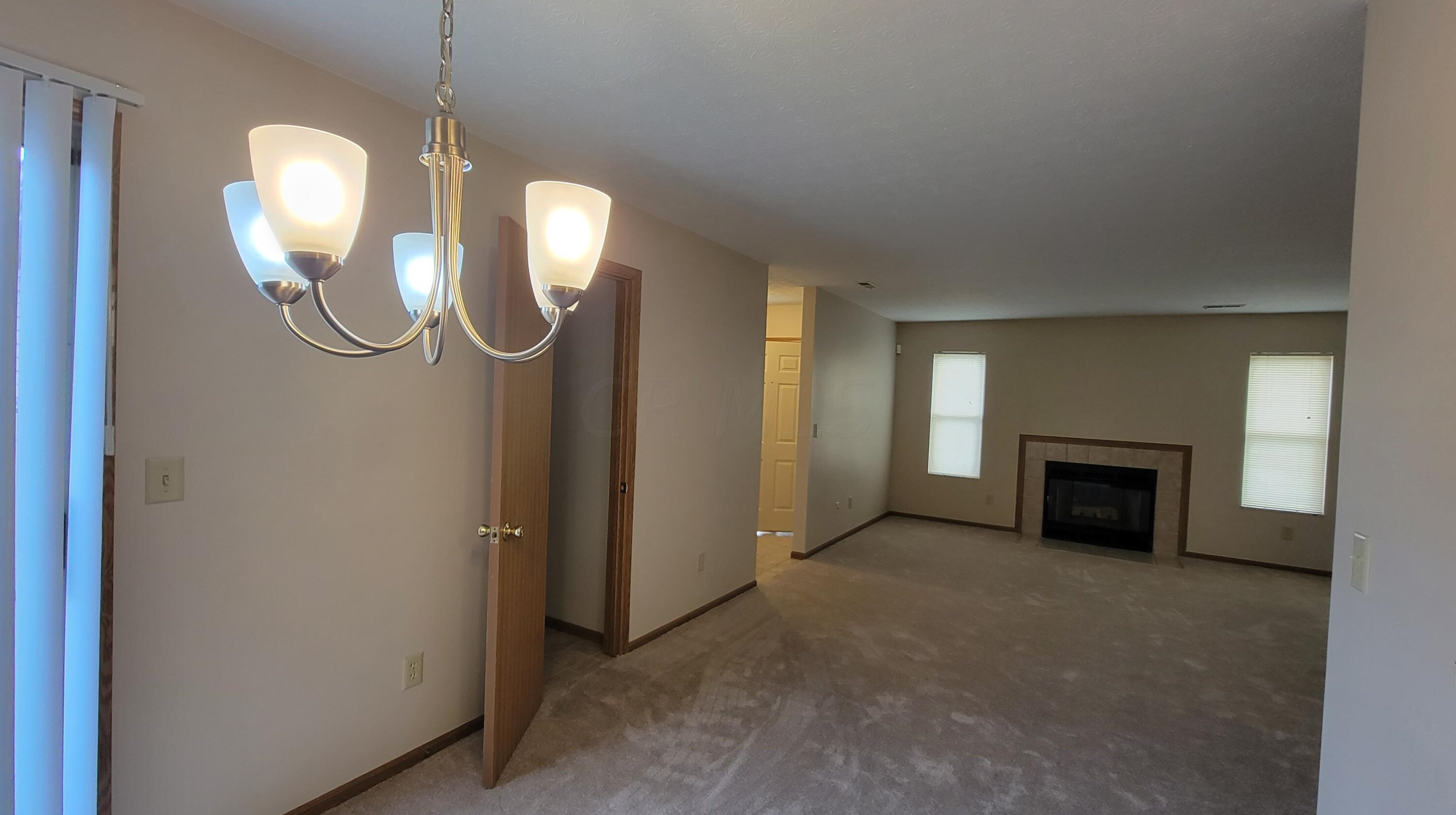 3703 Charlemonte Way #6, Cnl Wnchstr, OH 43110