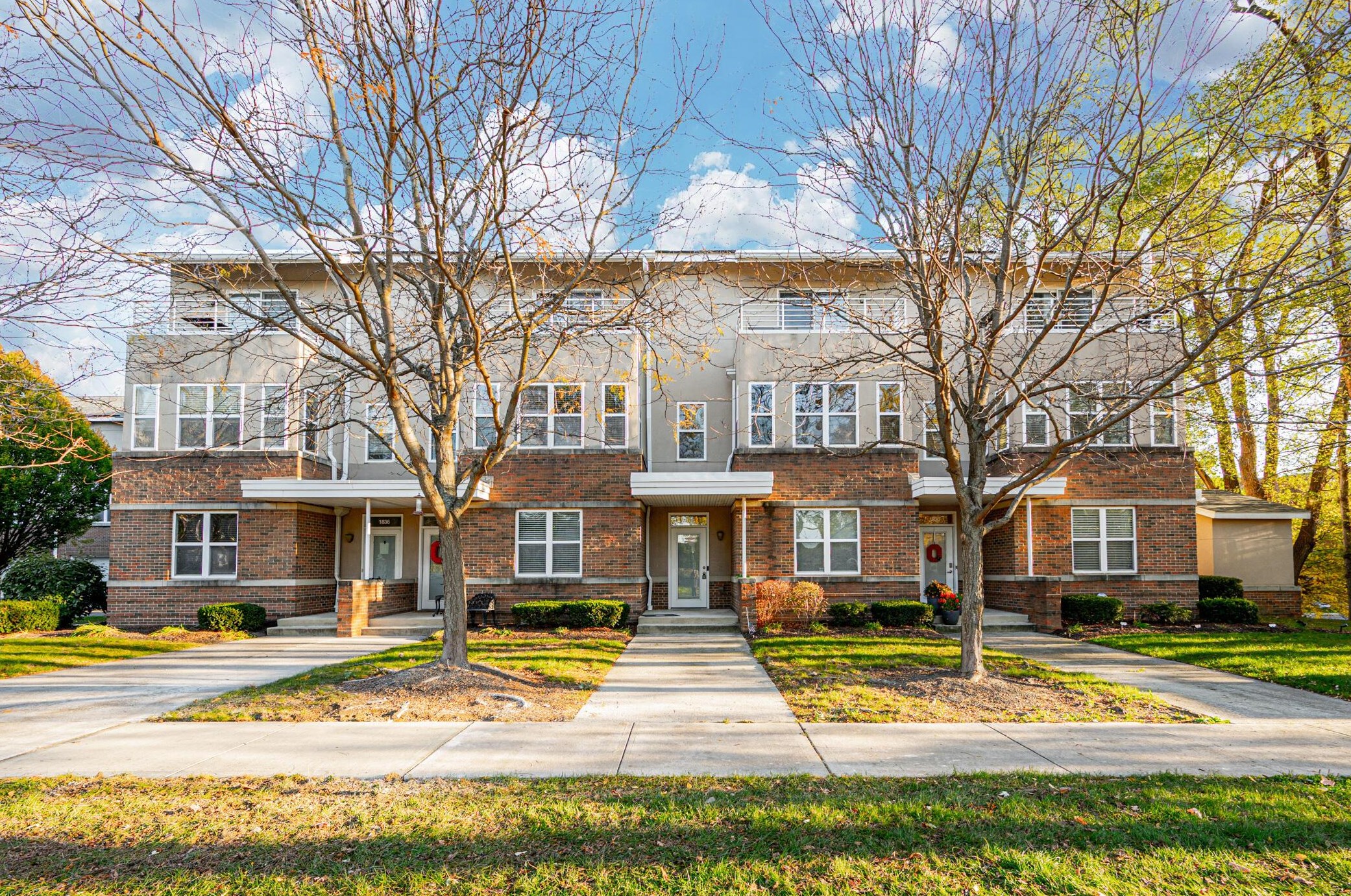 1832 Northwest Blvd, Columbus OH  43212-1670 exterior