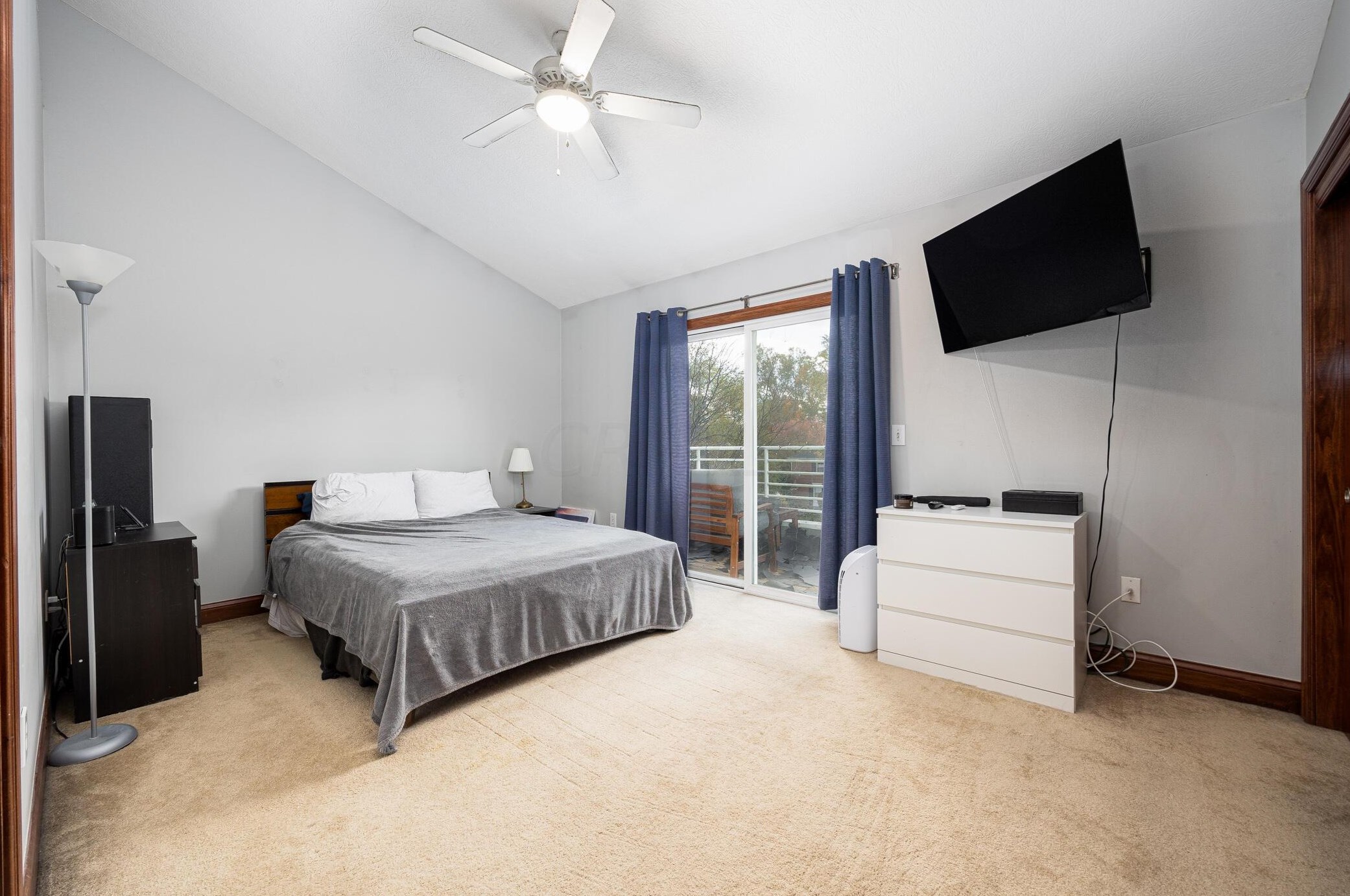 1832 Northwest Blvd, Columbus OH  43212-1670 exterior