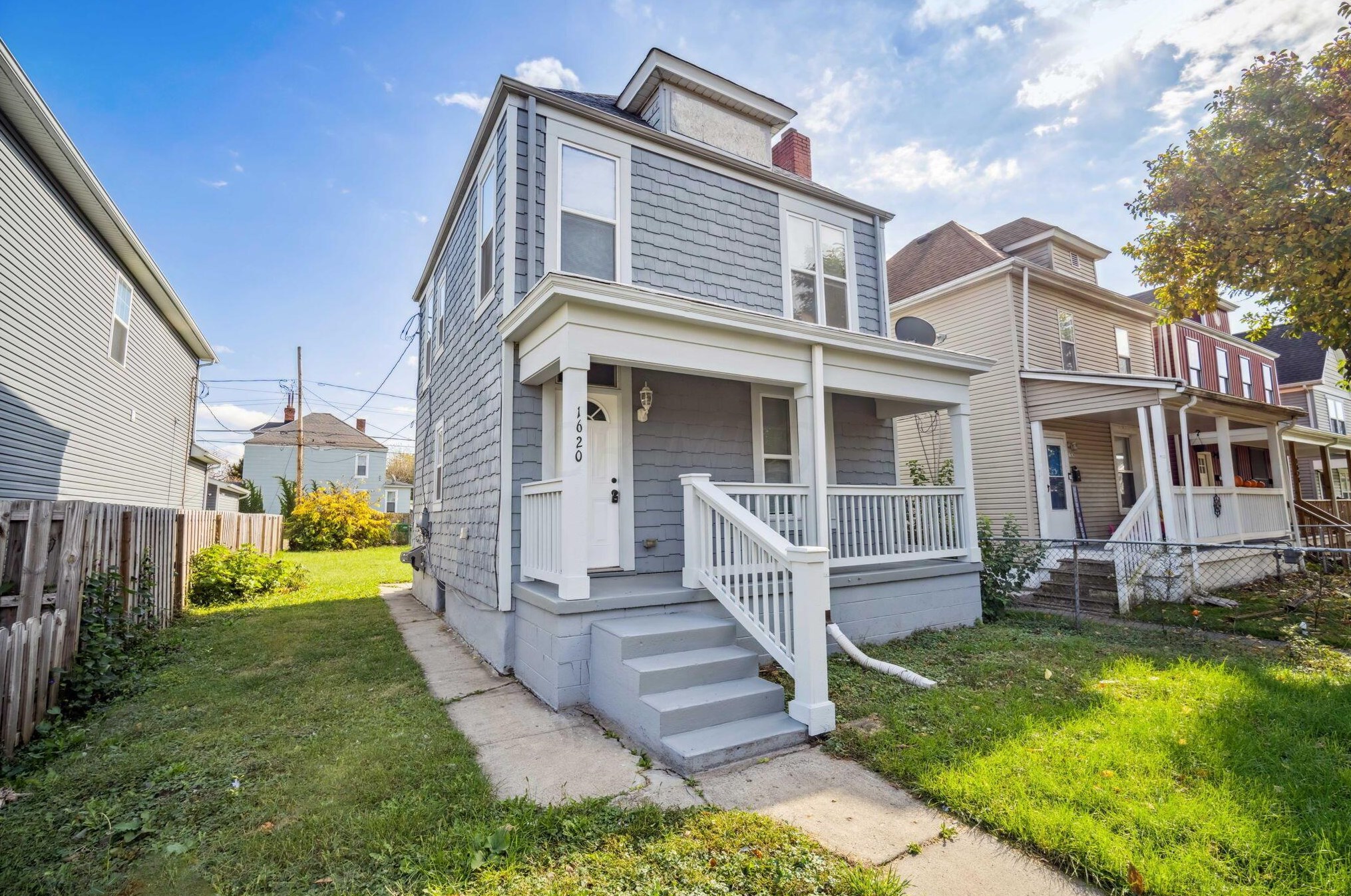 1620 4th St, Columbus, OH 43201-2213