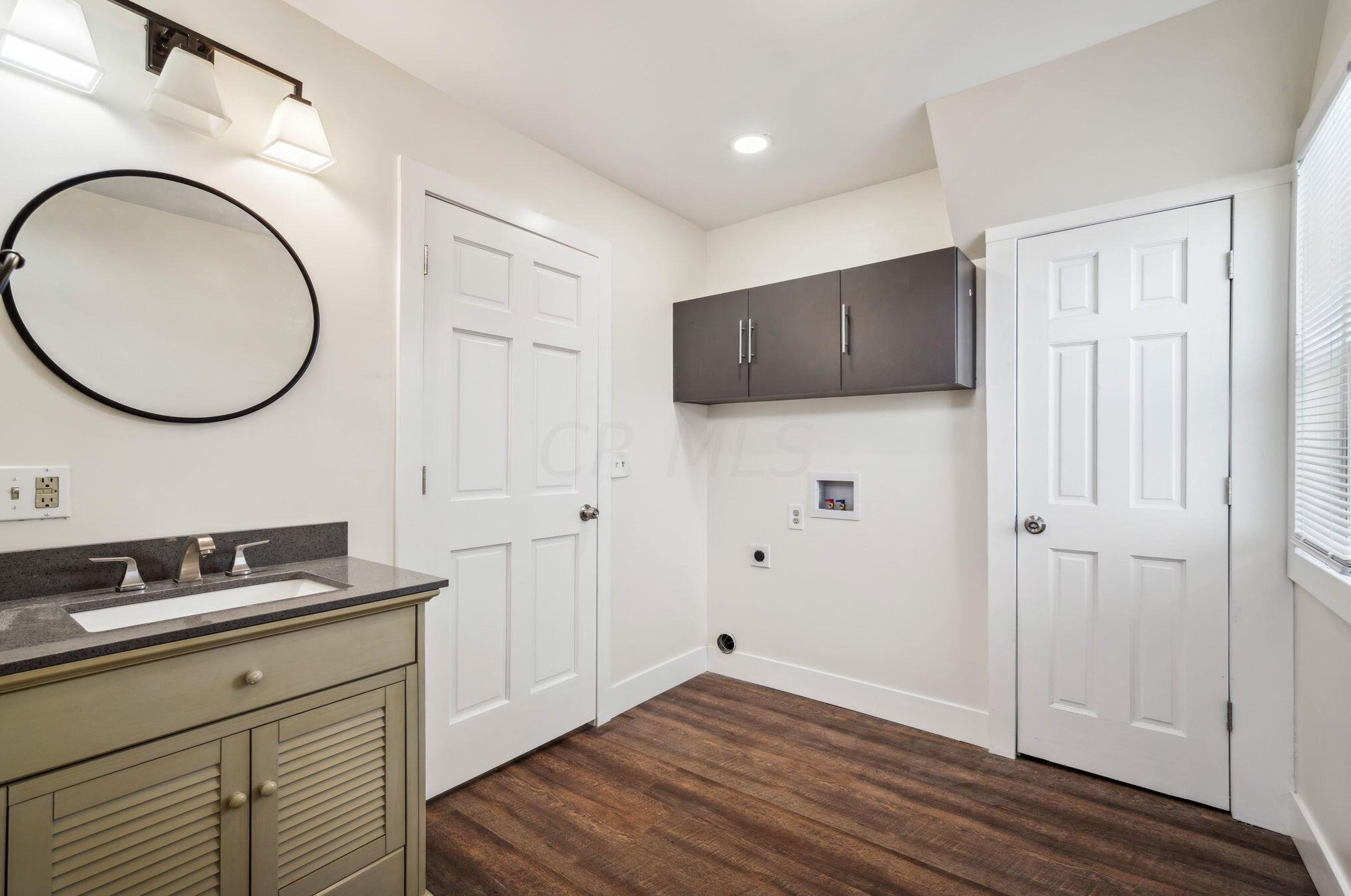 1620 4th St, Columbus OH 43201-2213 exterior