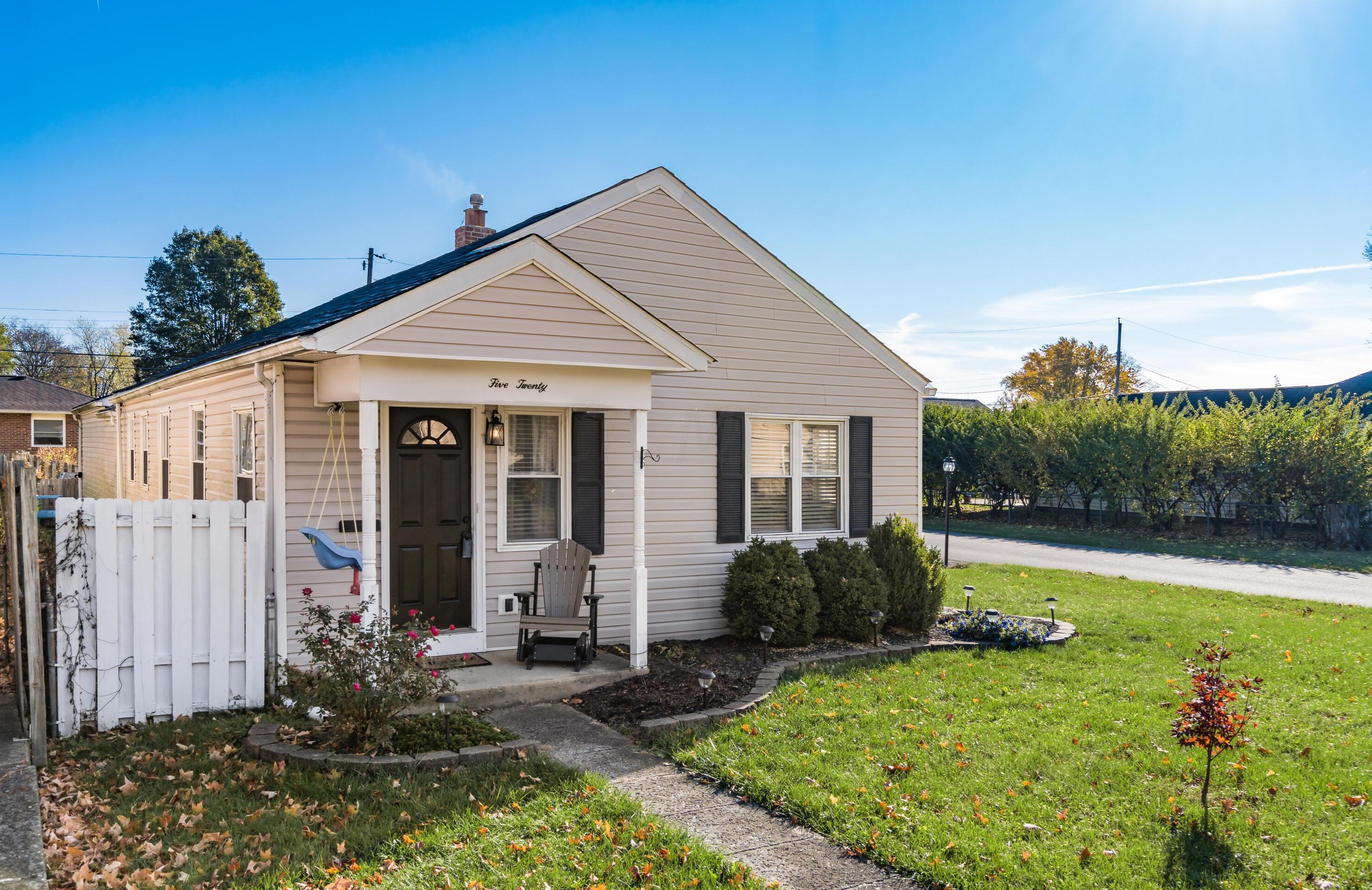 520 Eldon Ave, Columbus OH 43204-3702 exterior