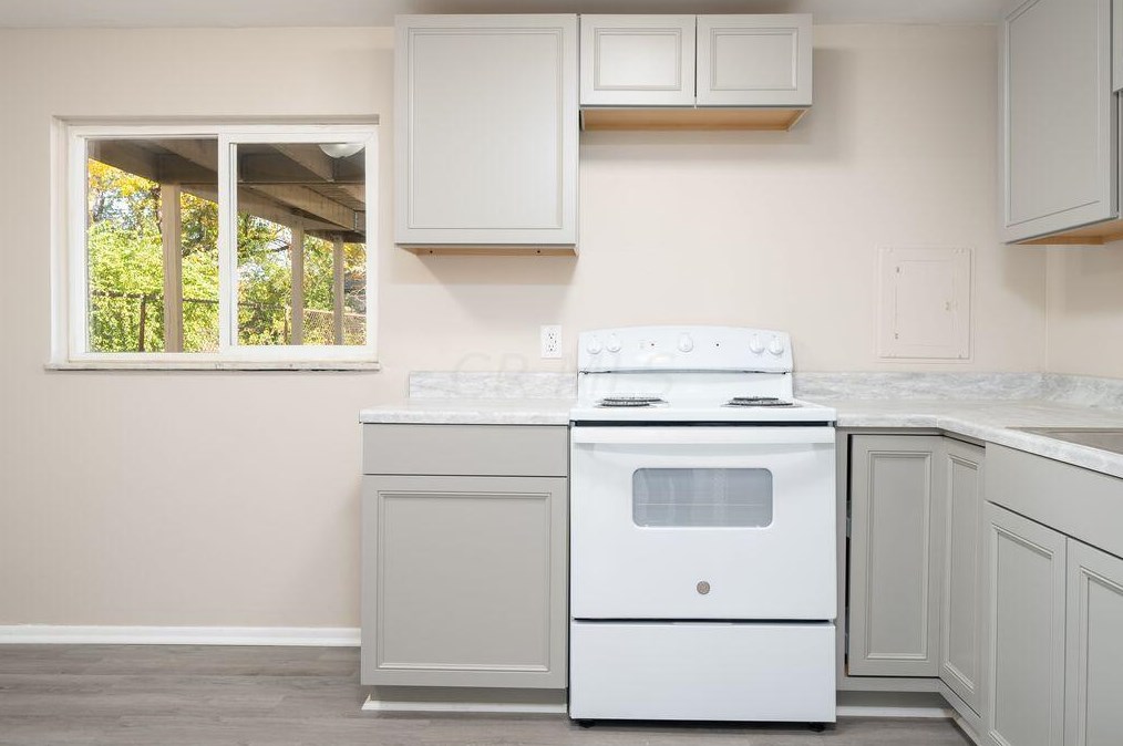 3720 Beulah Rd, Columbus OH 43224-2615 exterior