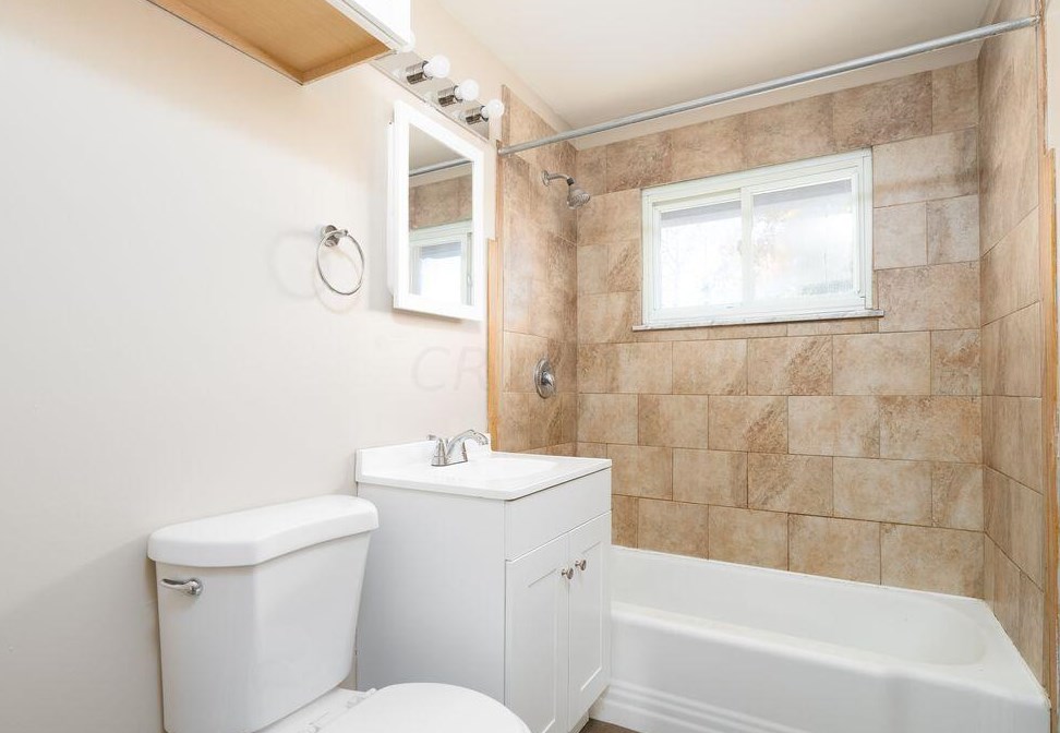 3720 Beulah Rd, Columbus OH 43224-2615 exterior