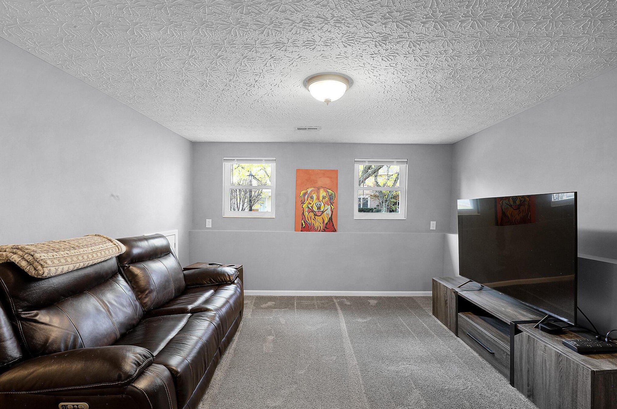 2424 Sandstrom Dr, Columbus OH  43235-1890 exterior