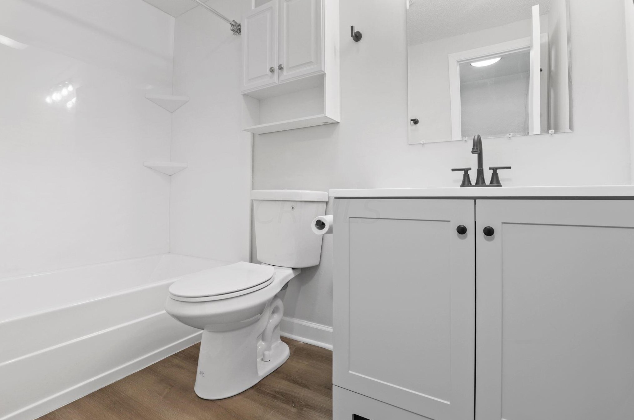 1601 Stephanie Ct, Columbus OH 43232-7408 exterior