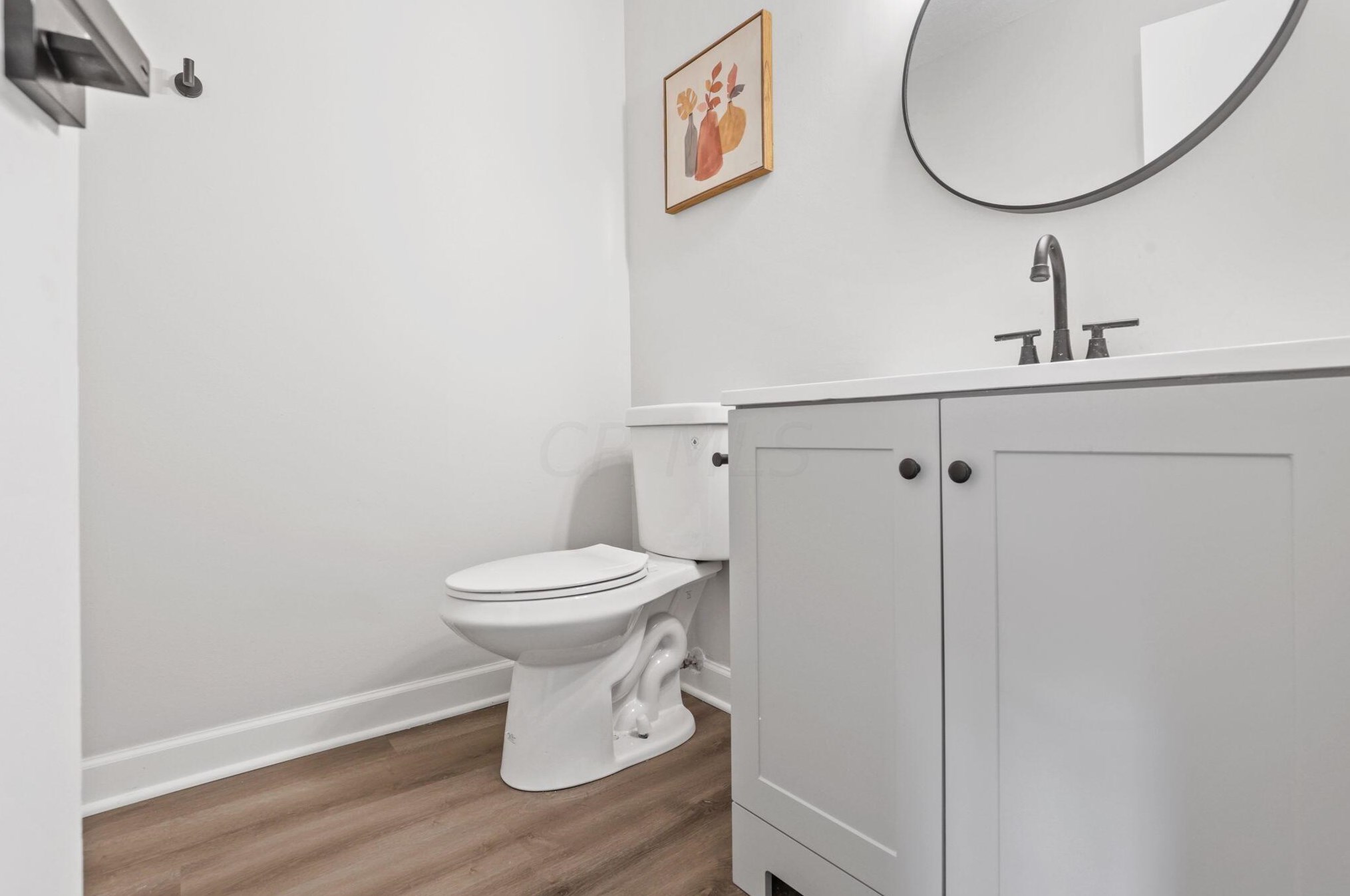 1601 Stephanie Ct, Columbus OH 43232-7408 exterior