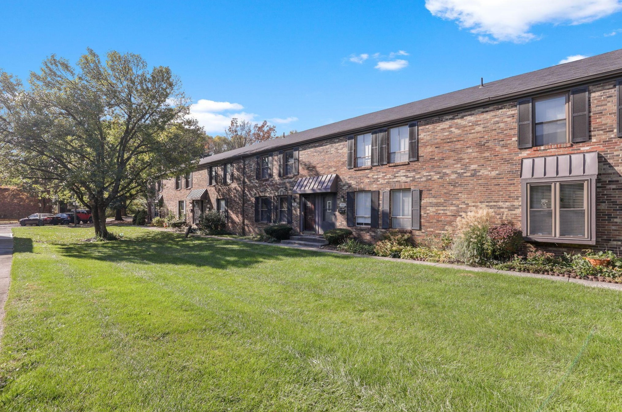 1601 Stephanie Ct, Columbus, OH 43232-7408