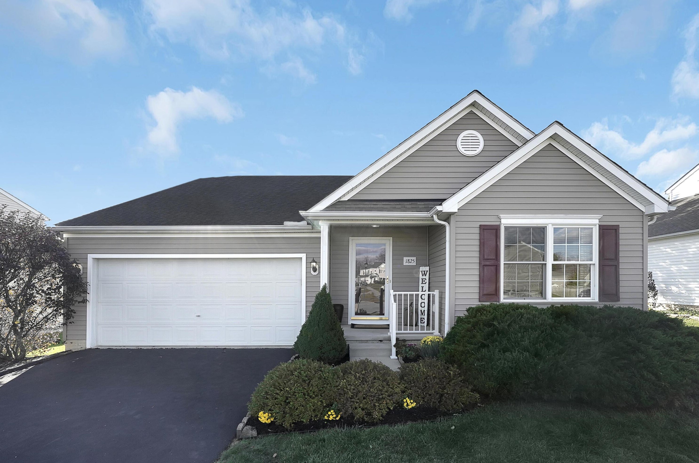 1825 Autumn Dr, Lancaster, OH 43130