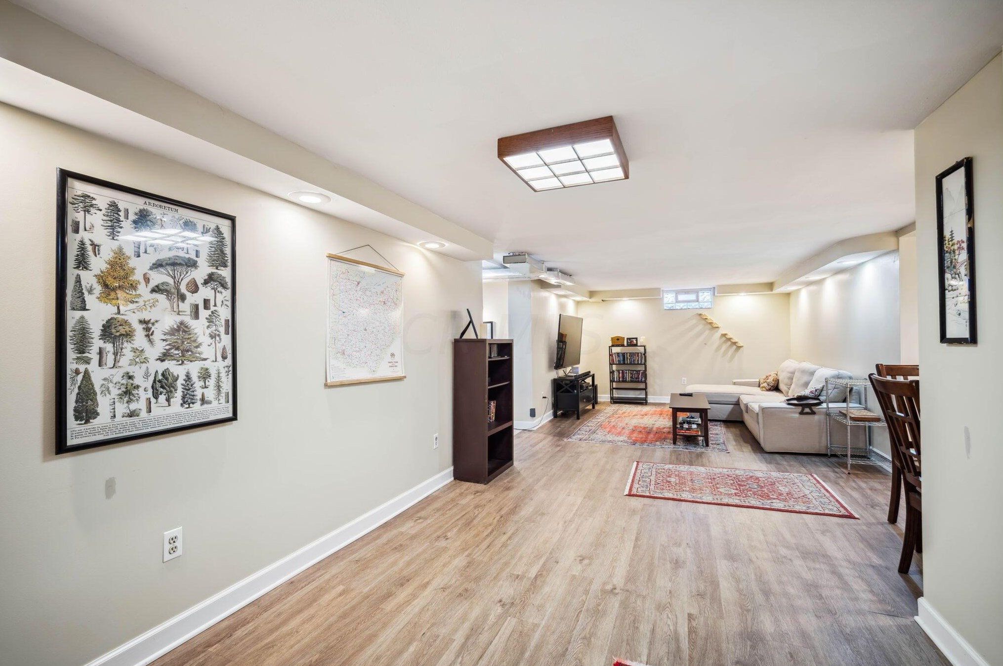 555 Chatham Rd, Columbus OH  43214-3321 exterior