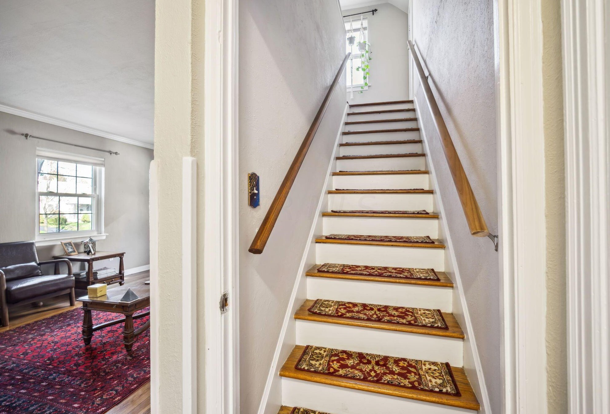 555 Chatham Rd, Columbus OH  43214-3321 exterior