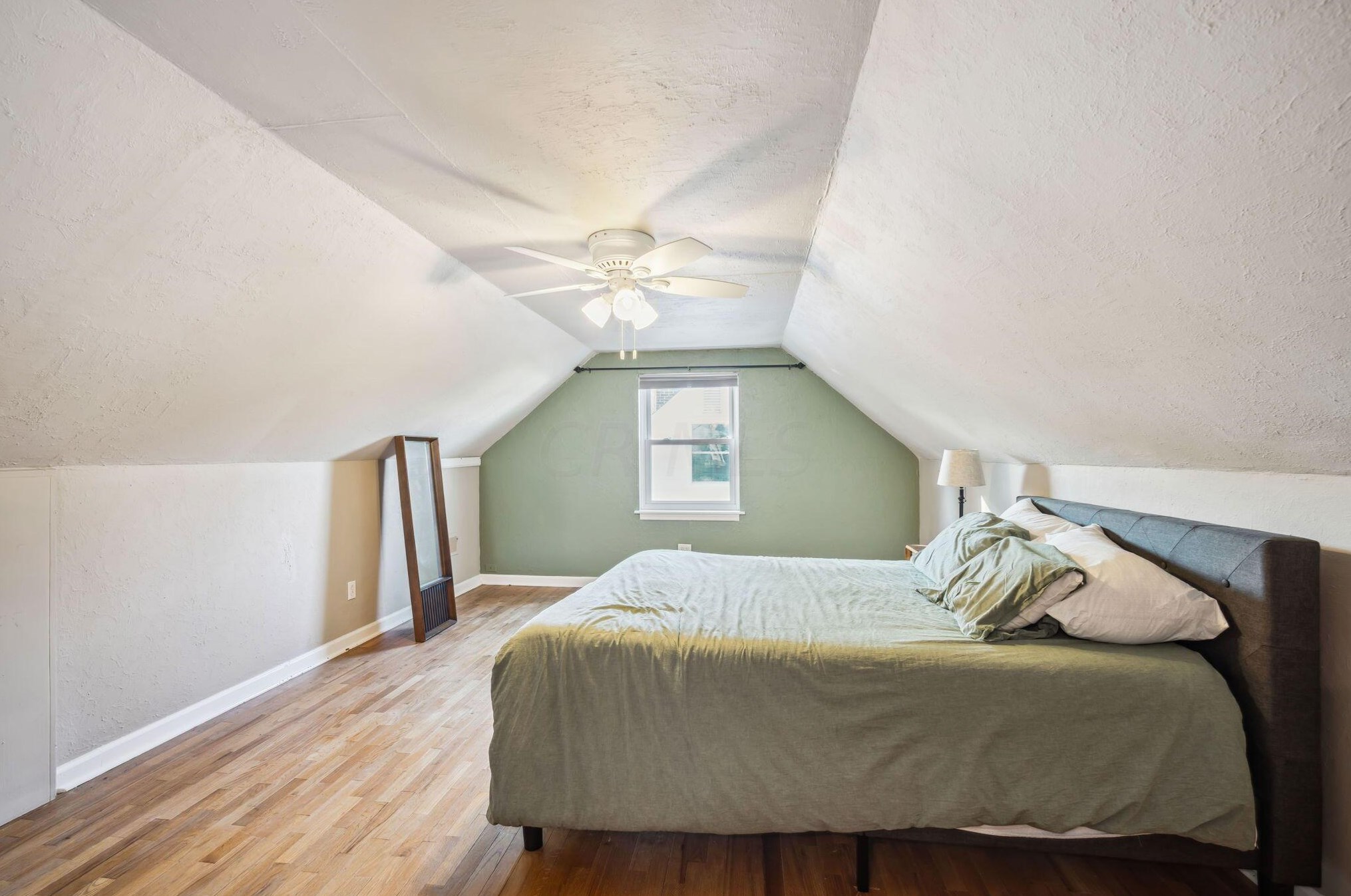 555 Chatham Rd, Columbus OH  43214-3321 exterior