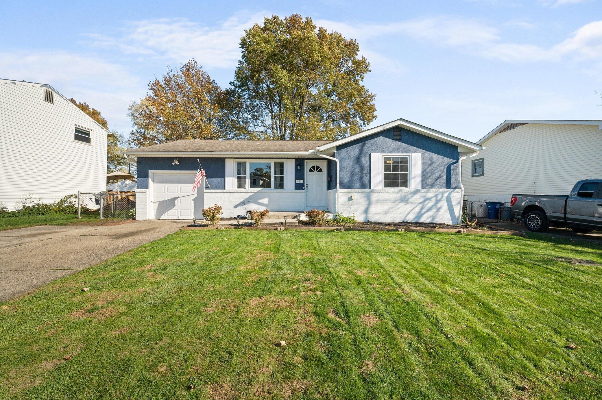 456 Flintwood Dr, Columbus OH  43230-2021 exterior