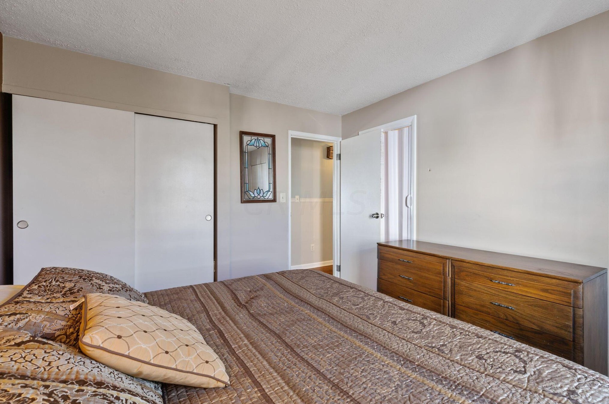 592 Glendora Rd, Columbus OH  43207-4136 exterior