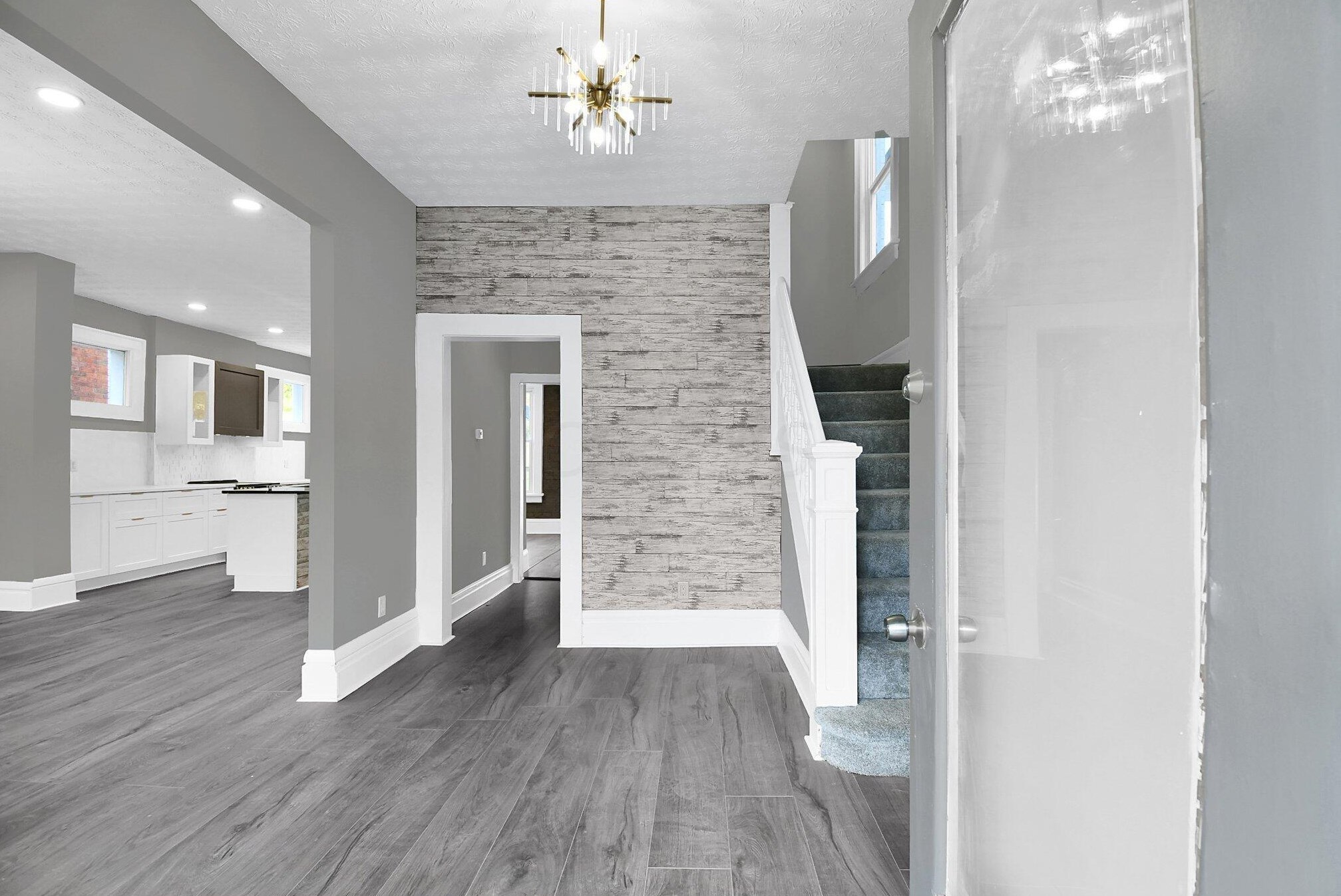 953 Studer Ave, Columbus OH 43206-3214 exterior