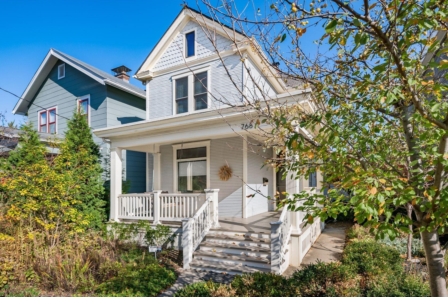 768 Jaeger St, Columbus, OH 43206-2273