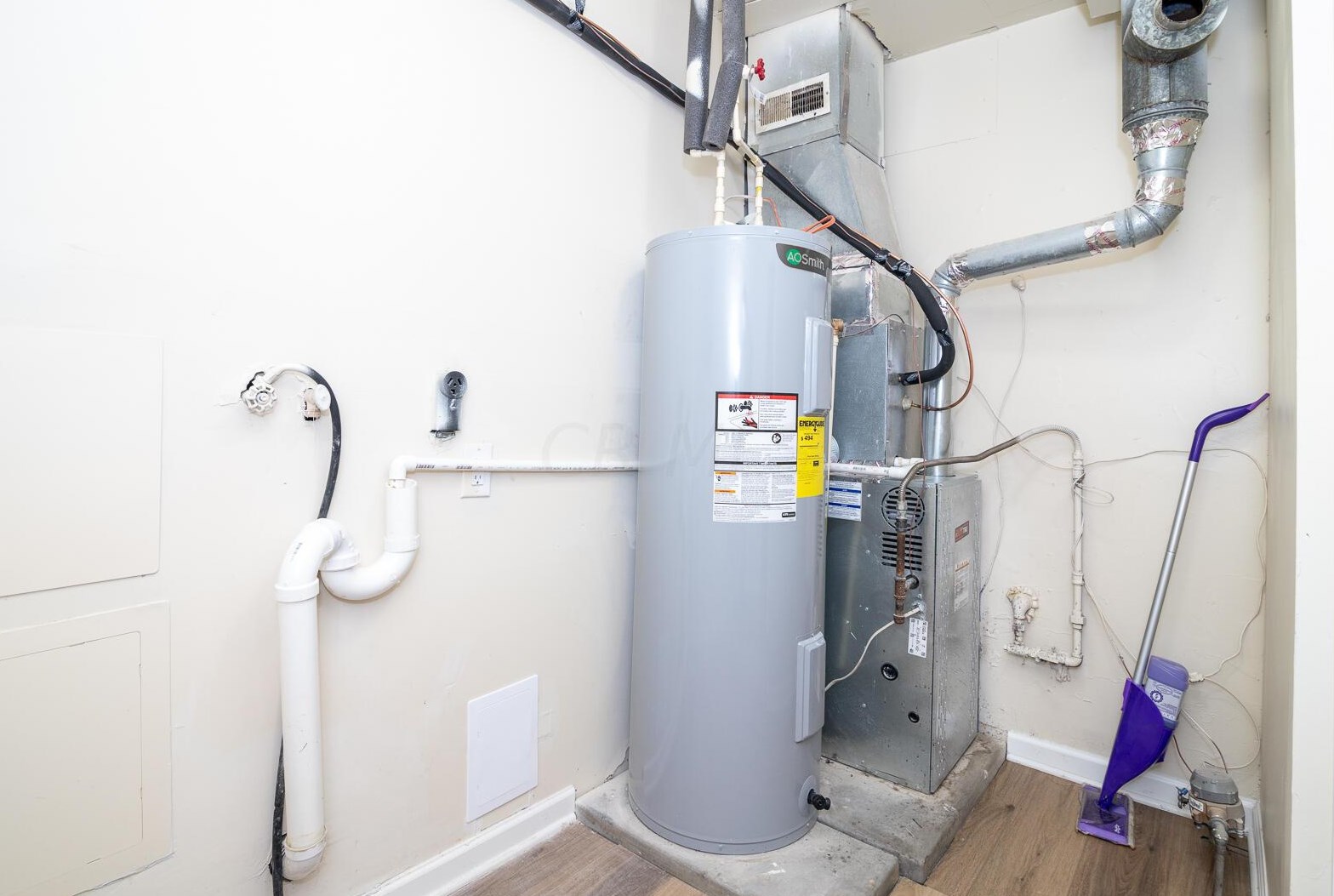 2319 Century Dr, Columbus OH  43211-1921 exterior