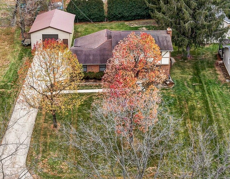 422 Haymarket Rd, West Jefferson, OH 43162