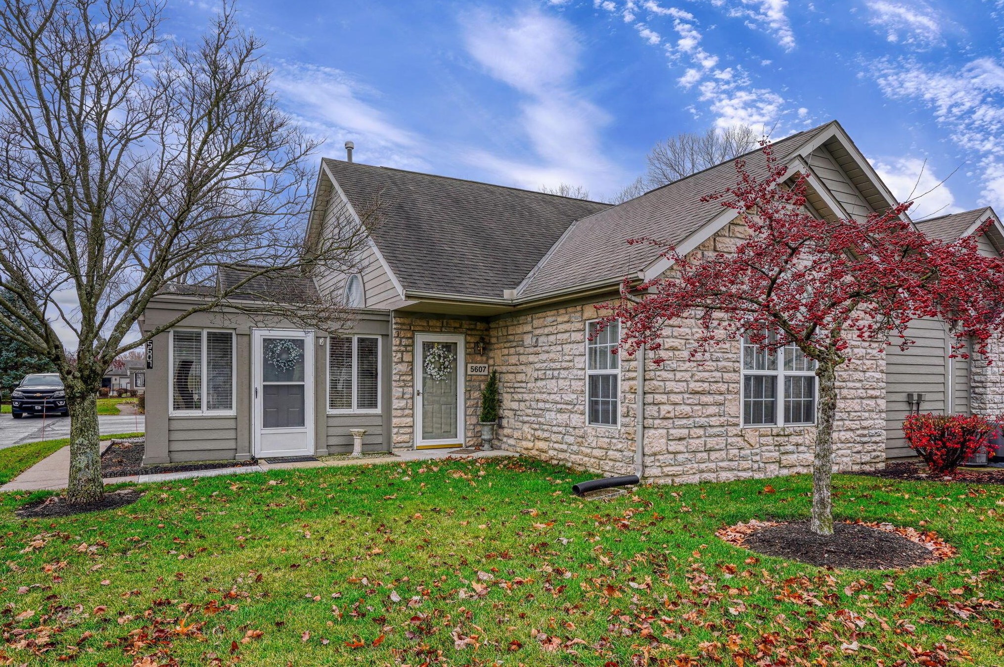 5607 Links Blvd, Hilliard, OH 43026-1397