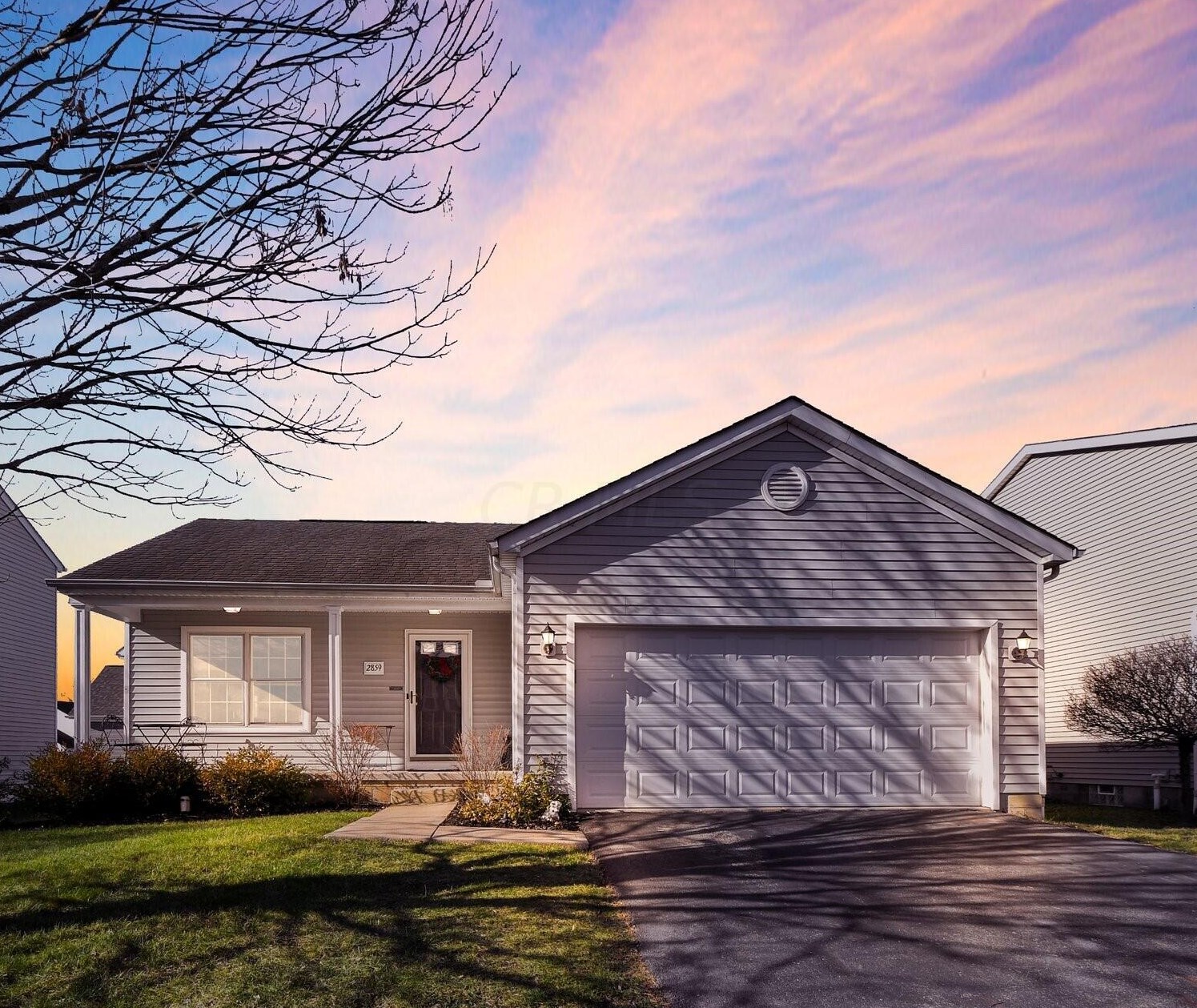 2859 Alderwood Dr, Columbus OH  43219-5044 exterior