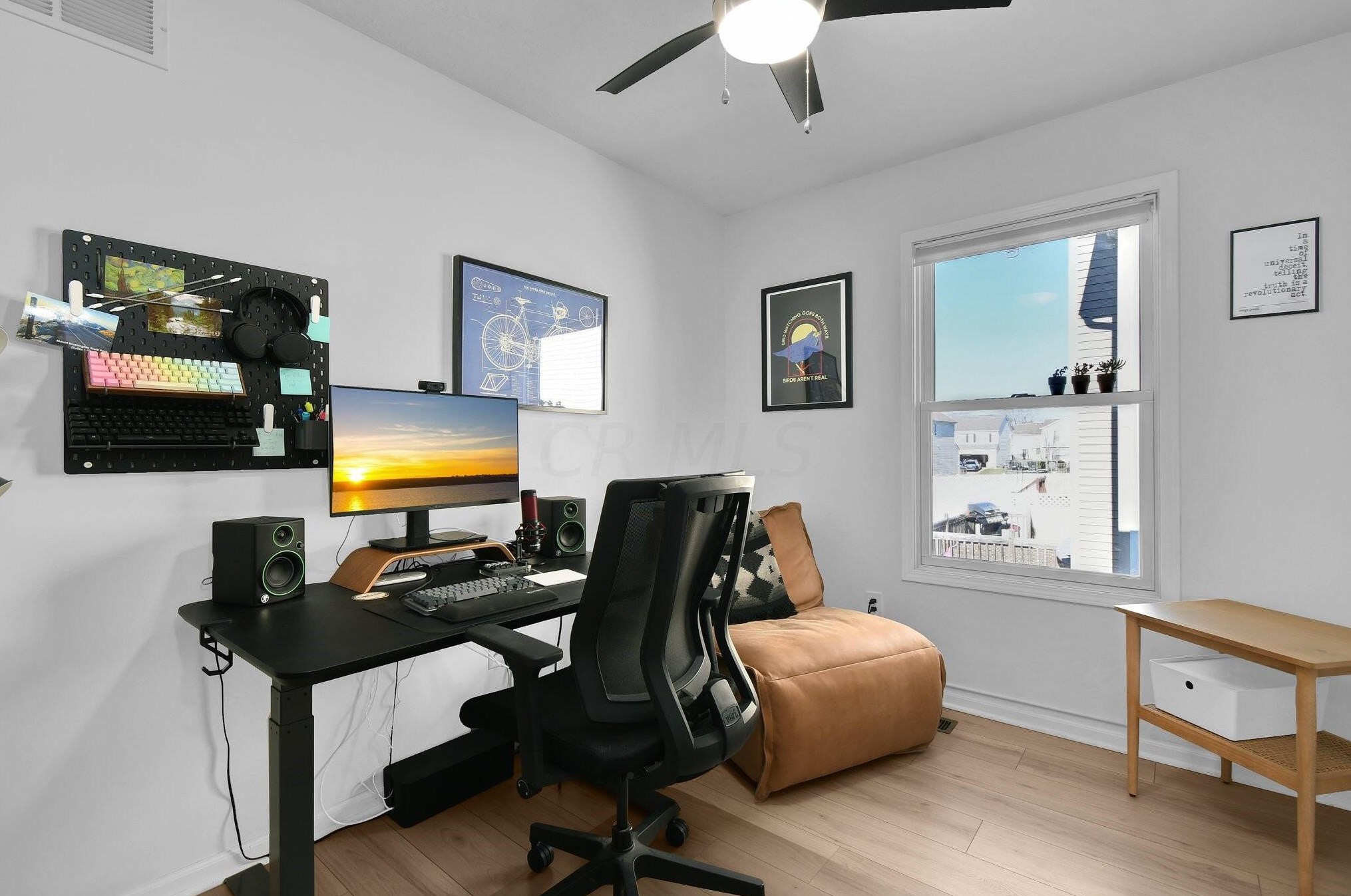 2859 Alderwood Dr, Columbus OH  43219-5044 exterior