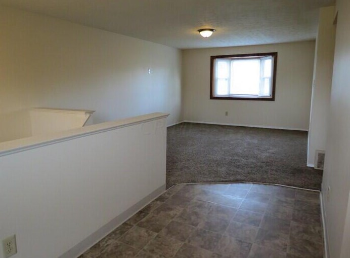 924 Ruma Rd, Columbus, OH 43207