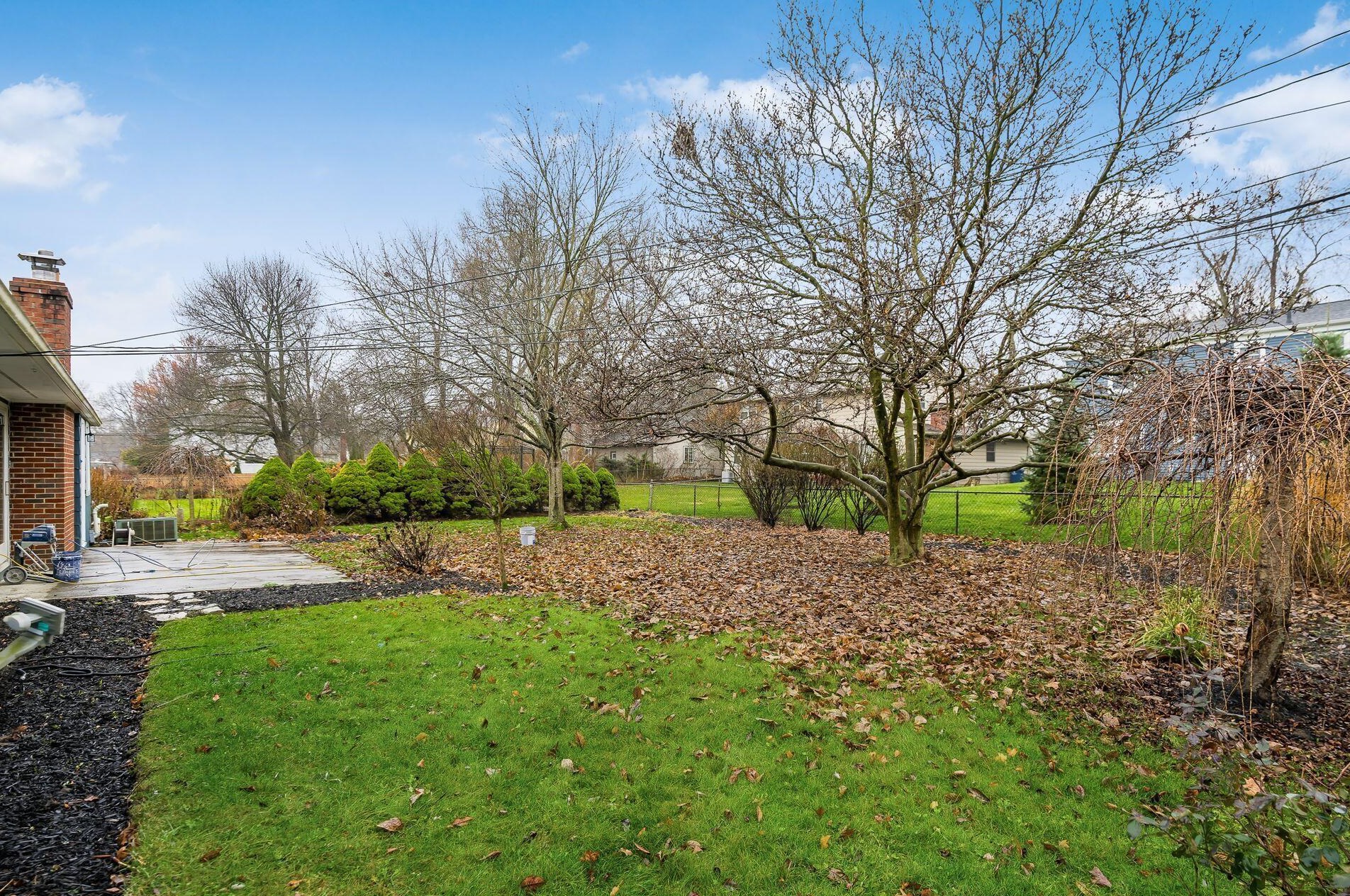 629 Old Coach Rd, Westerville OH  43081-1354 exterior